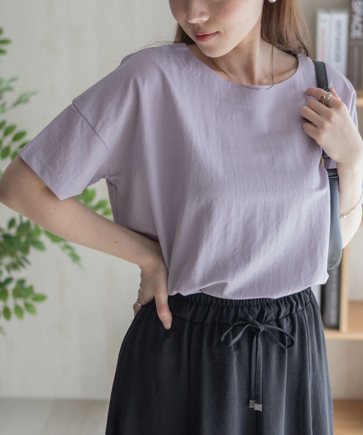 nAvy SARARI レギュラーTシャツ レディース ネコポス 対応商品