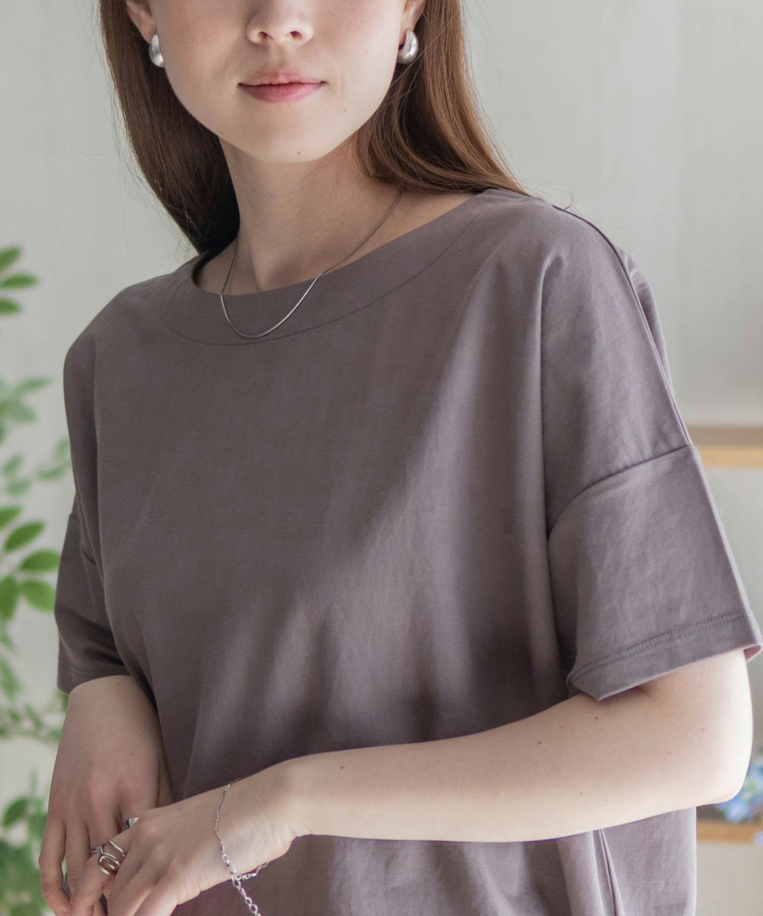 nAvy SARARI レギュラーTシャツ レディース ネコポス 対応商品
