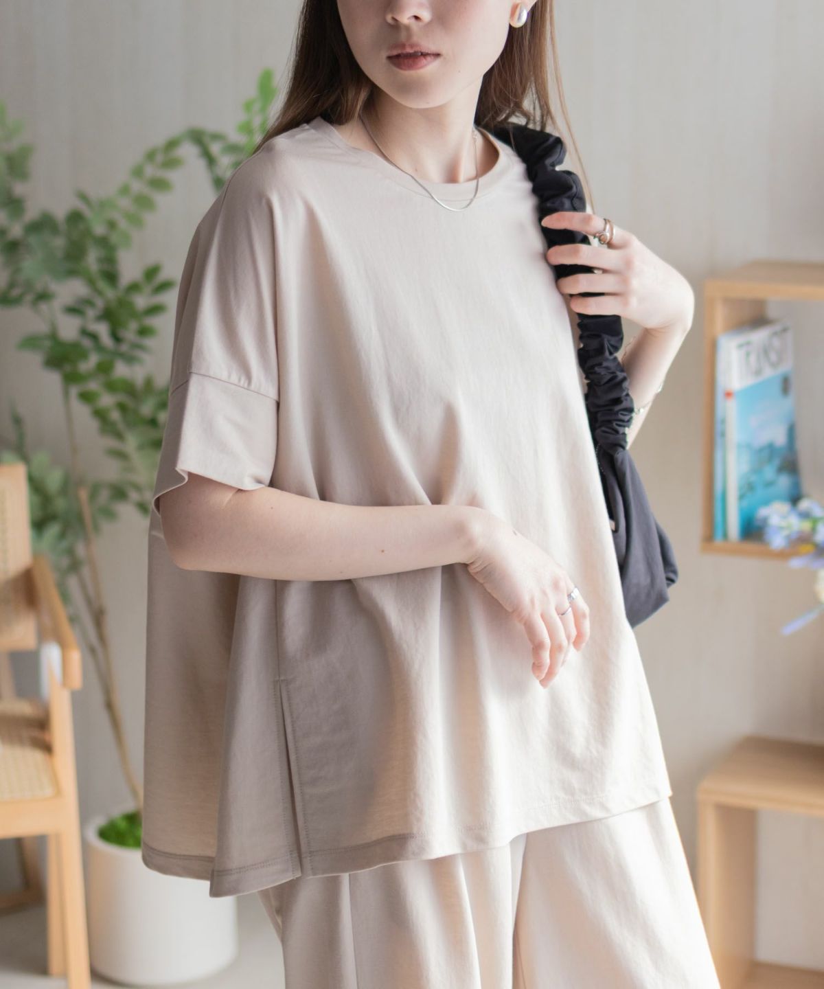 nAvy SARARI ドルマンTシャツ レディース ネコポス 対応商品