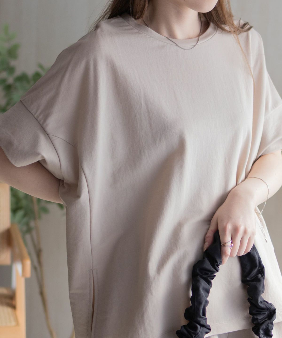 nAvy SARARI ドルマンTシャツ レディース ネコポス 対応商品