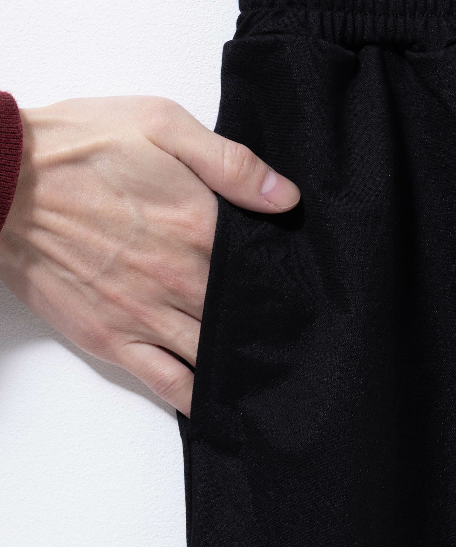 nAvy SARARI テーパードパンツ レディース
