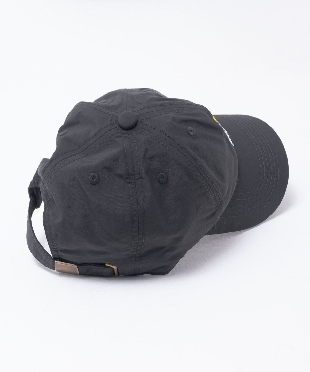 QUASH MOJASH ヒゲ刺繍キャップ メンズ