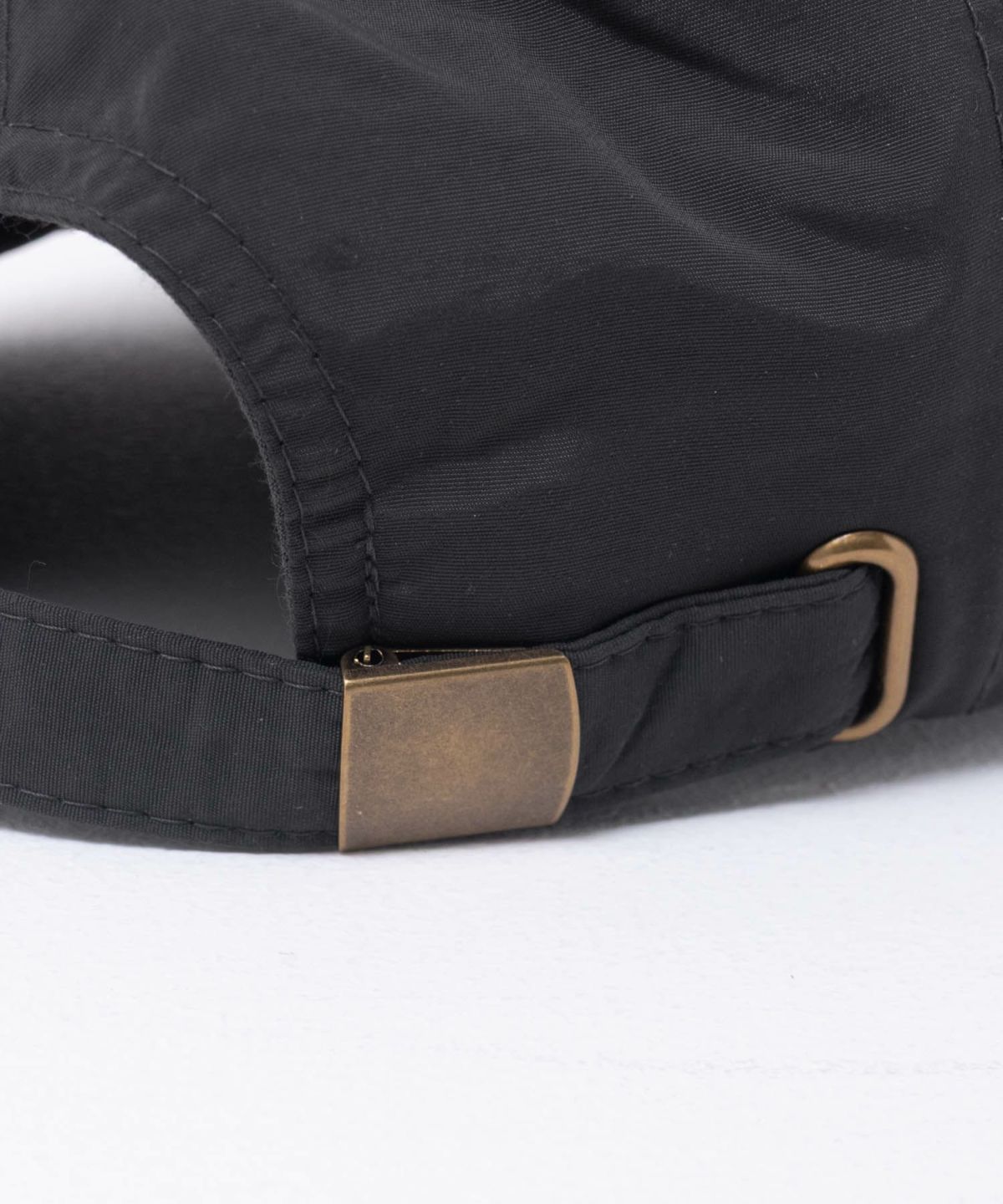 QUASH MOJASH ヒゲ刺繍キャップ メンズ