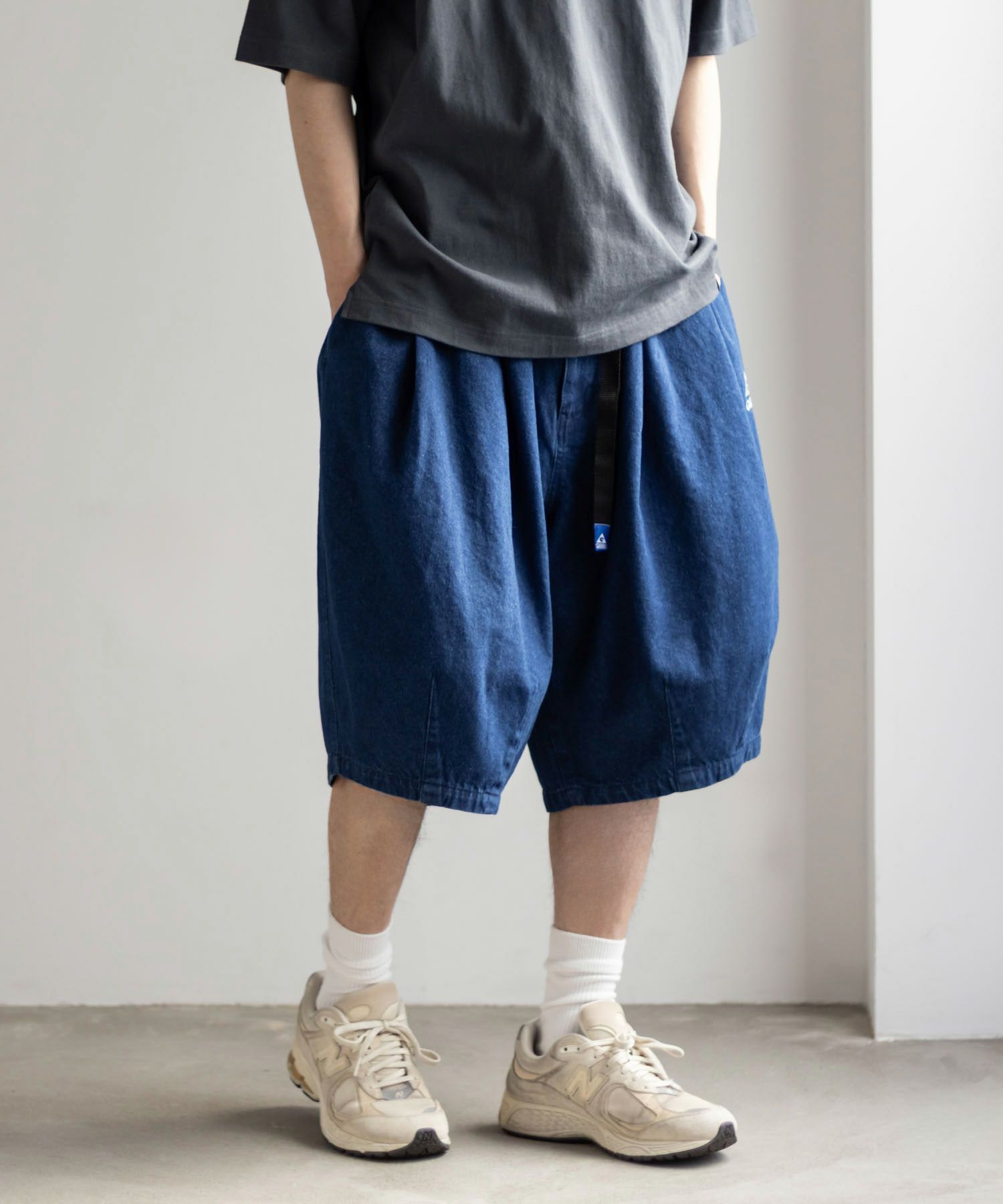 【WEB限定】GERRY  タックワイドショートパンツ メンズ商品サムネイル-2