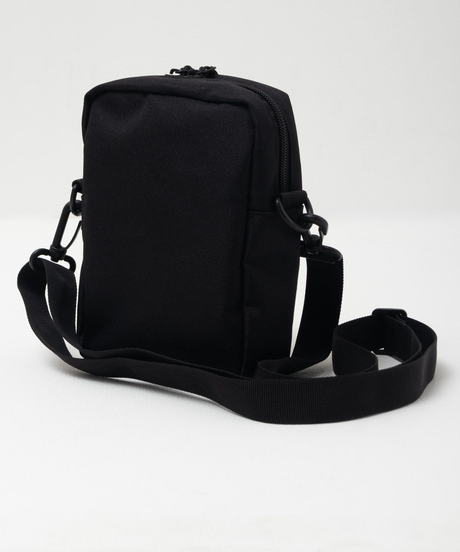 umbro  ミニショルダーバッグ メンズ商品画像-3