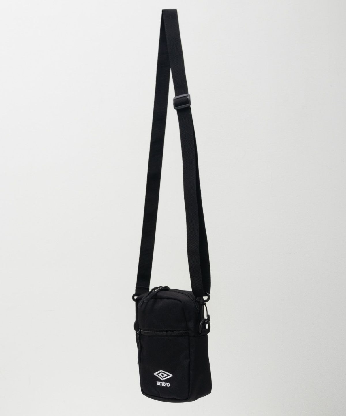 umbro ミニショルダーバッグ メンズ
