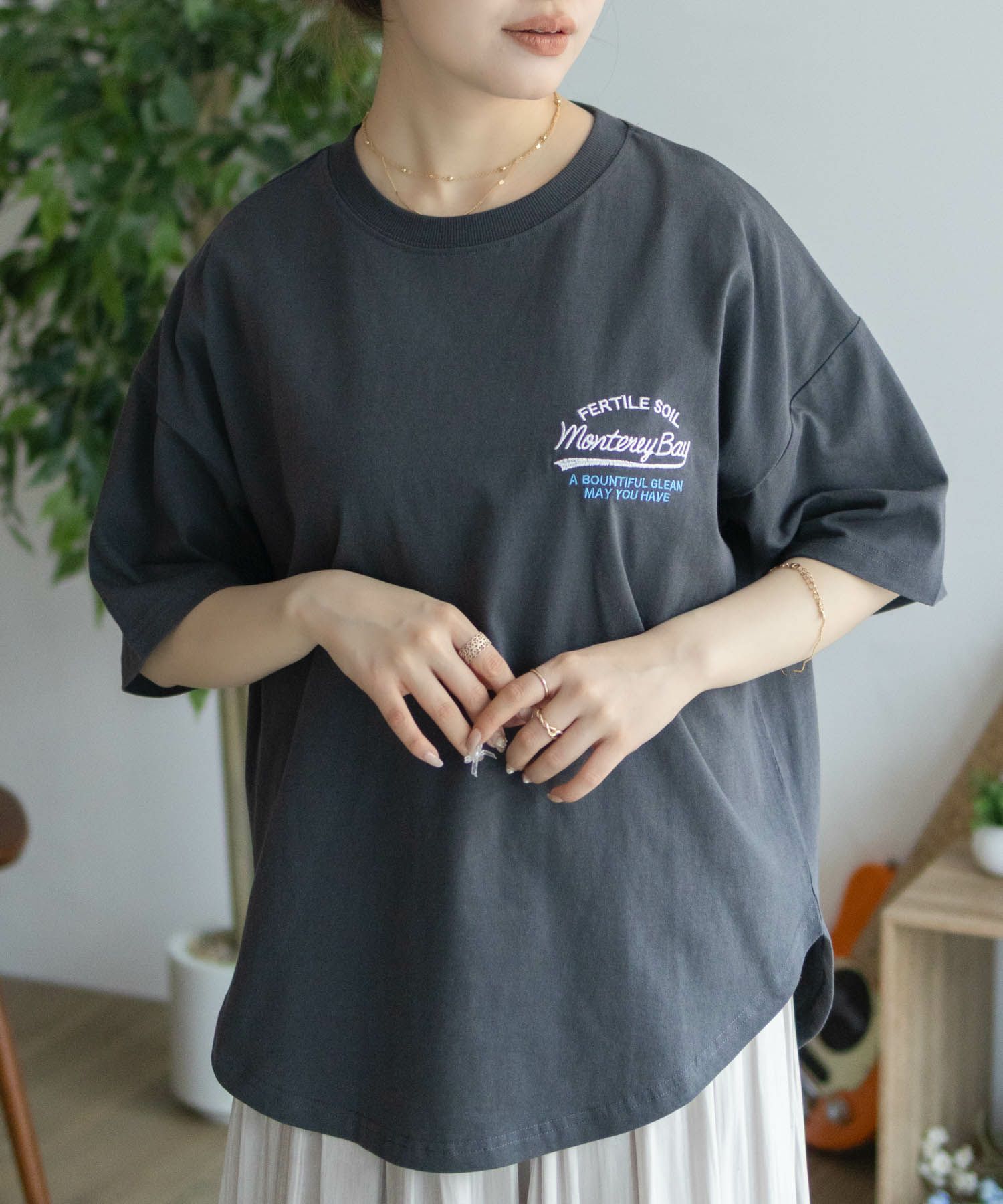 UNDERWRAPS  ビッグ刺繍ラウンドTシャツ レディース メール便 対応商品商品サムネイル-11