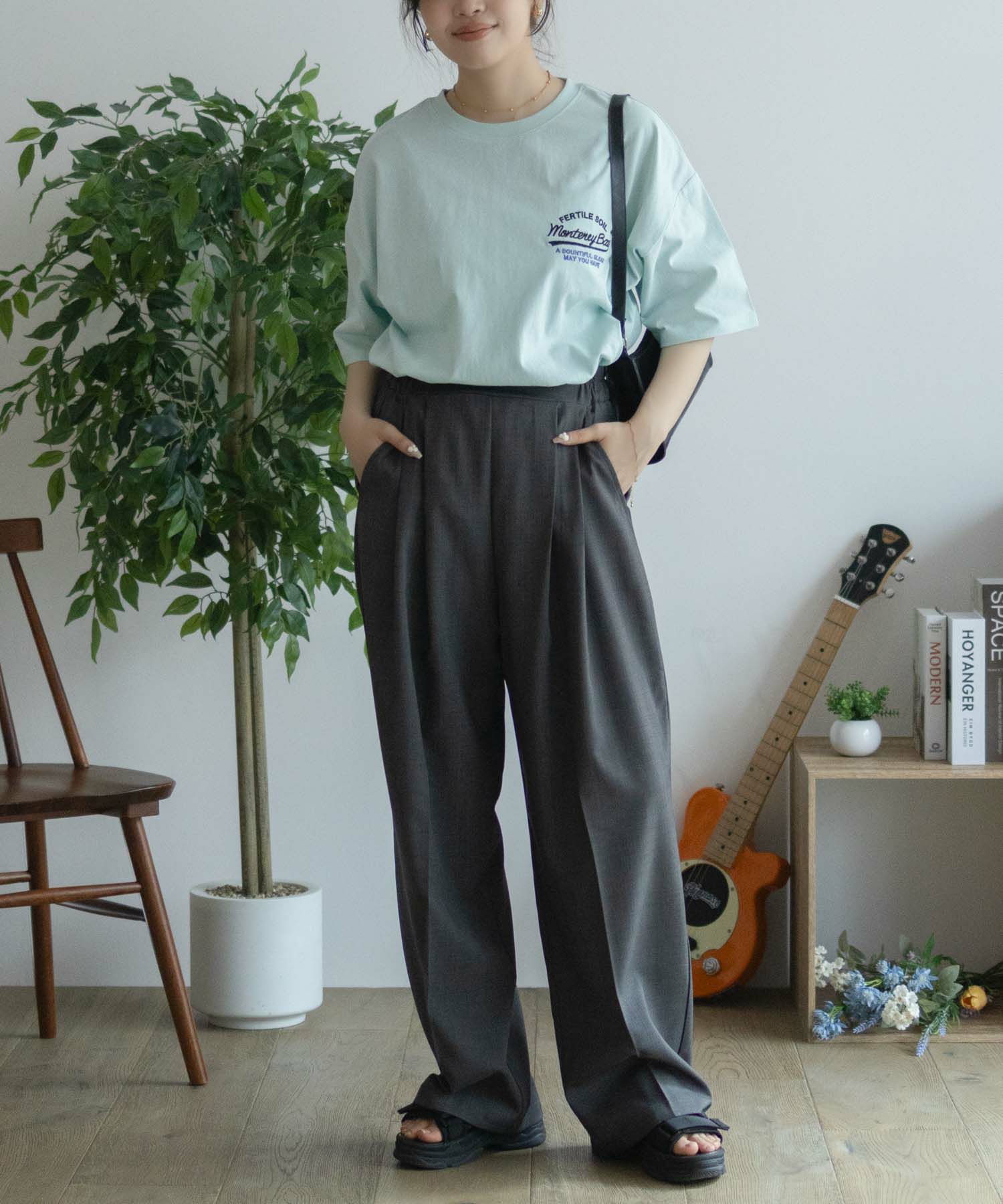 UNDERWRAPS  ビッグ刺繍ラウンドTシャツ レディース メール便 対応商品商品サムネイル-20