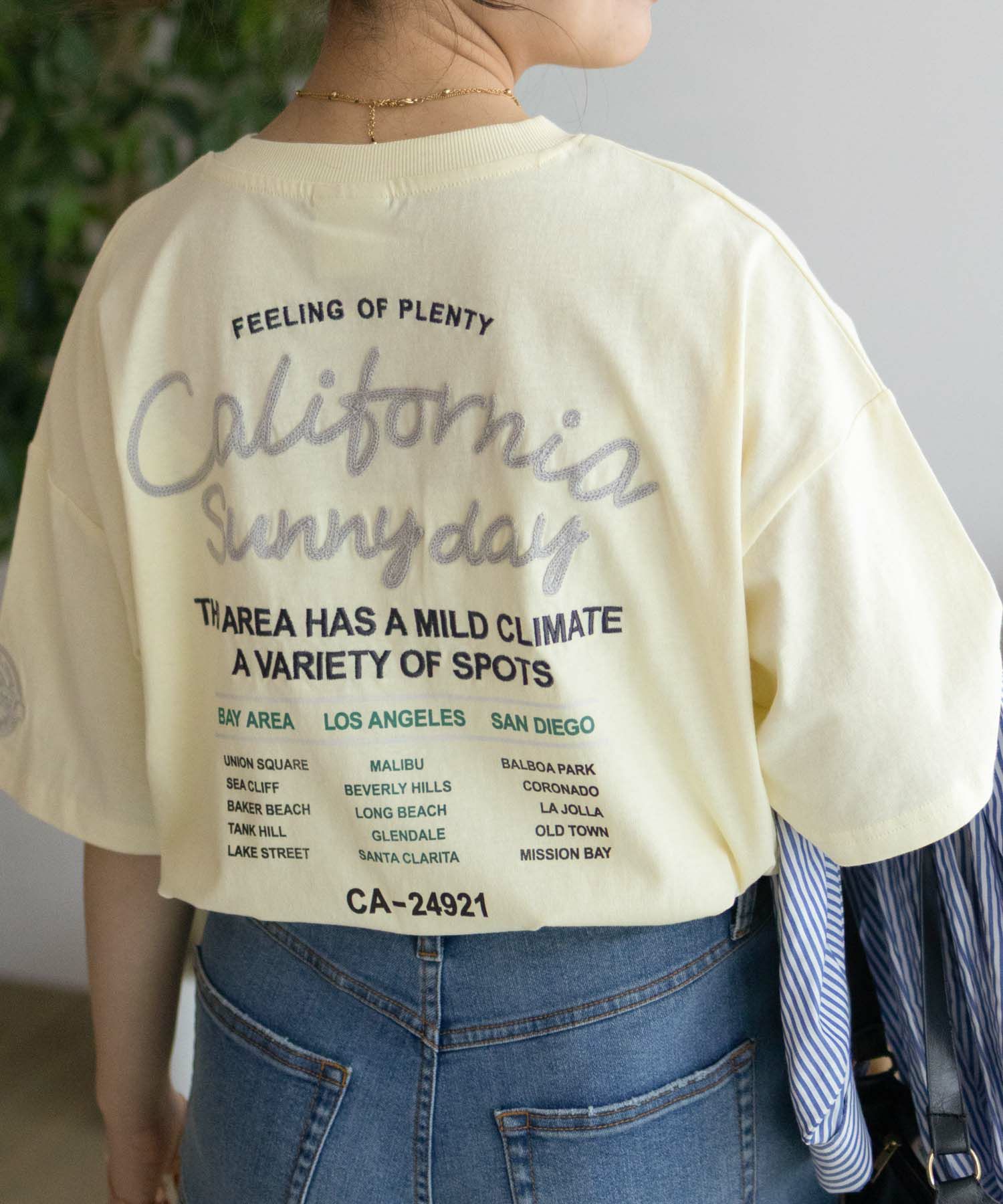 UNDERWRAPS  ビッグ刺繍ラウンドTシャツ レディース メール便 対応商品商品画像-2