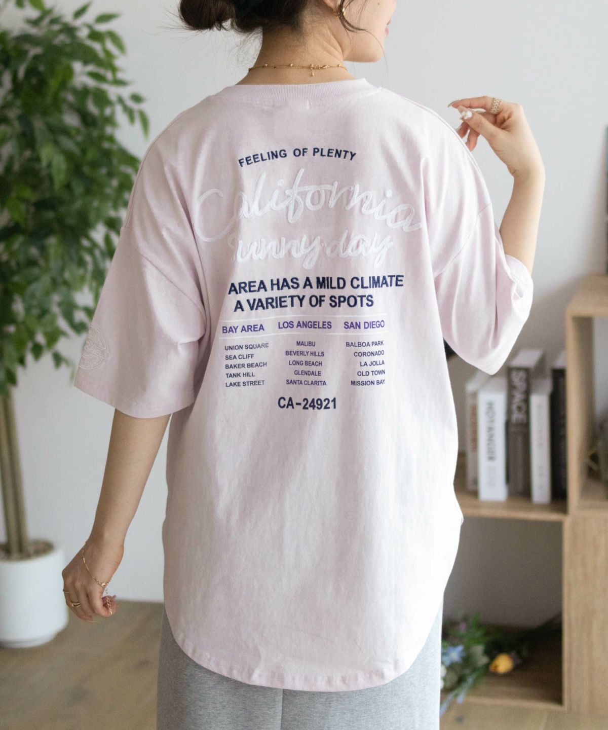 UNDERWRAPS ビッグ刺繍ラウンドTシャツ レディース ネコポス 対応商品