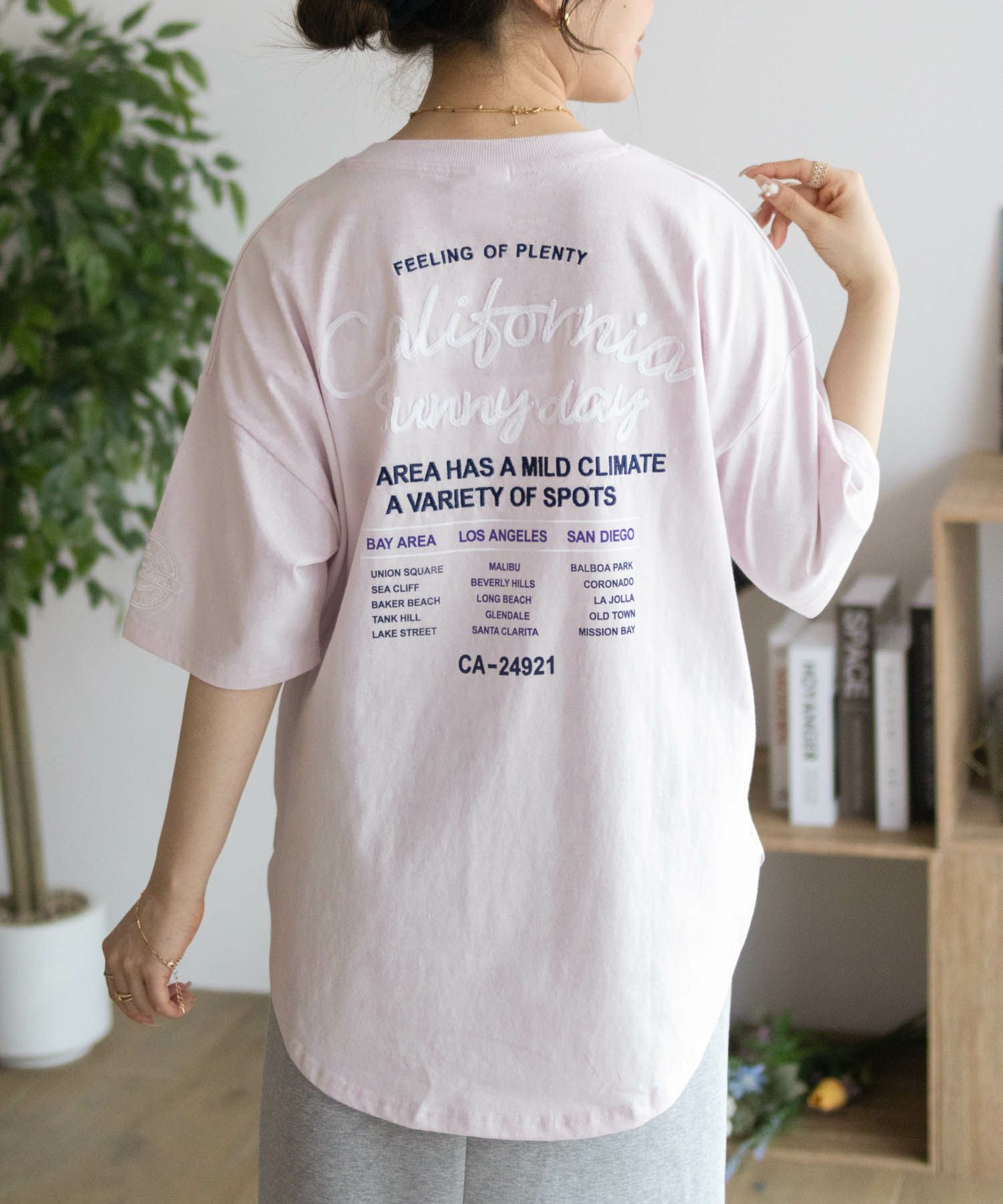 UNDERWRAPS ビッグ刺繍ラウンドTシャツ レディース メール便 対応商品商品サムネイル-9