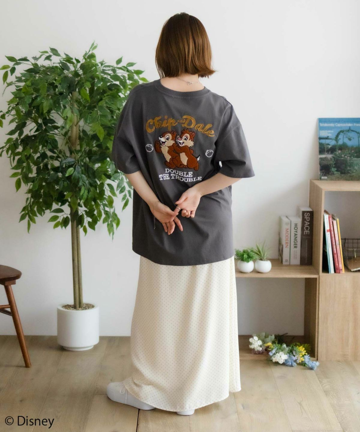 Disney ミッキーマウス チップ＆デール / サガラ刺繍Tシャツ レディース ネコポス 対応商品