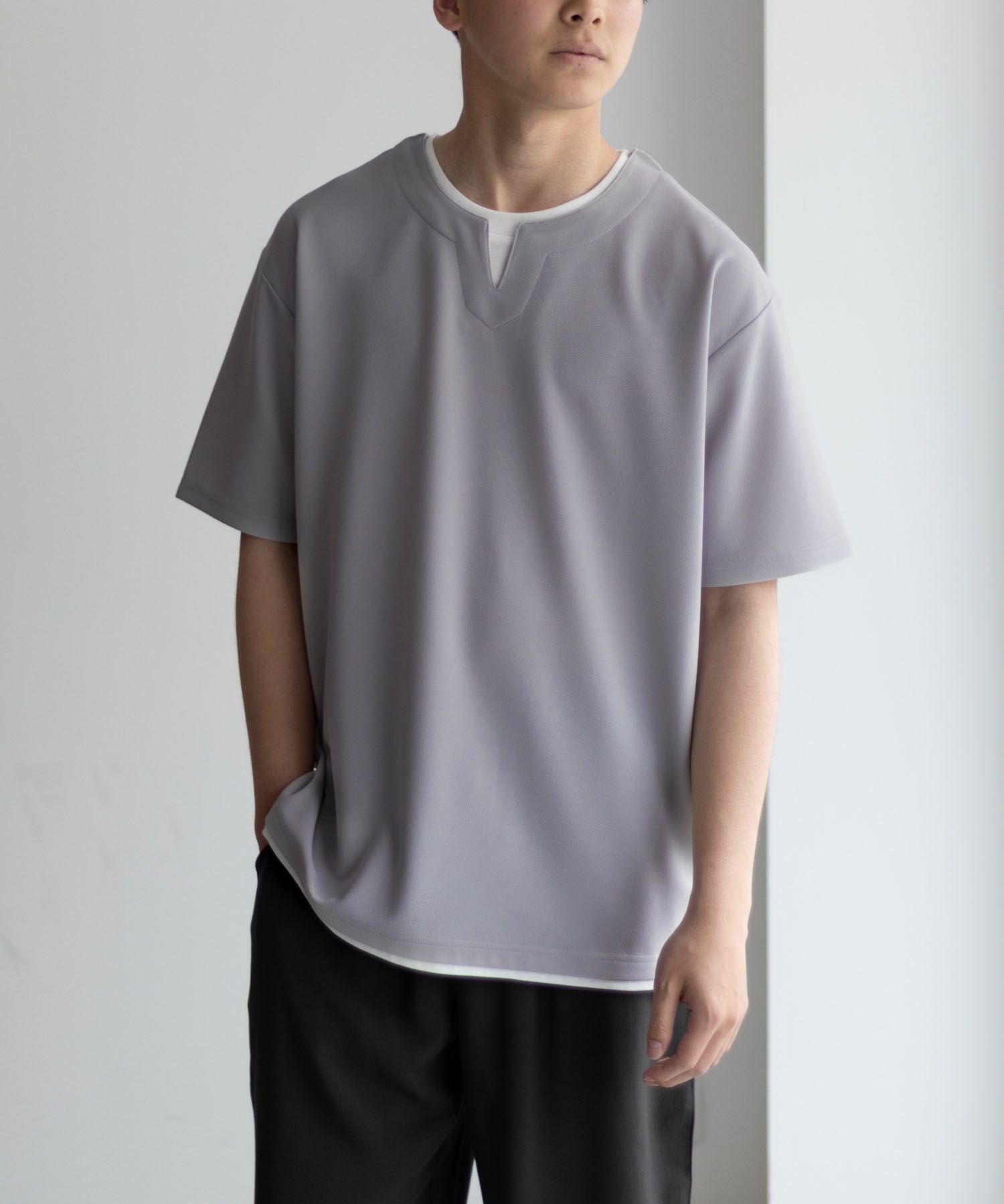 NAVY SARARI 接触冷感 キーネックフェイクレイヤードTシャツ メンズ ネコポス 対応商品