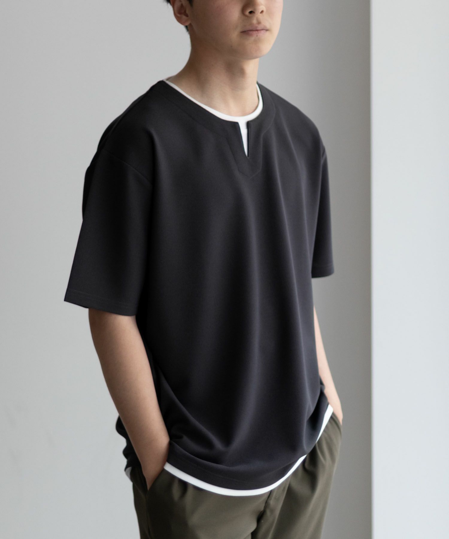 NAVY SARARI 接触冷感 キーネックフェイクレイヤードTシャツ メンズ ネコポス 対応商品
