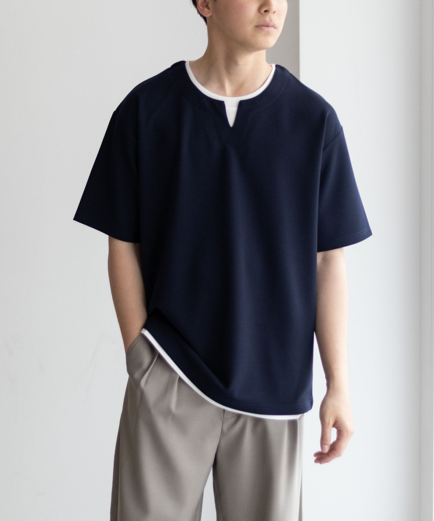 NAVY SARARI 接触冷感 キーネックフェイクレイヤードTシャツ メンズ ネコポス 対応商品