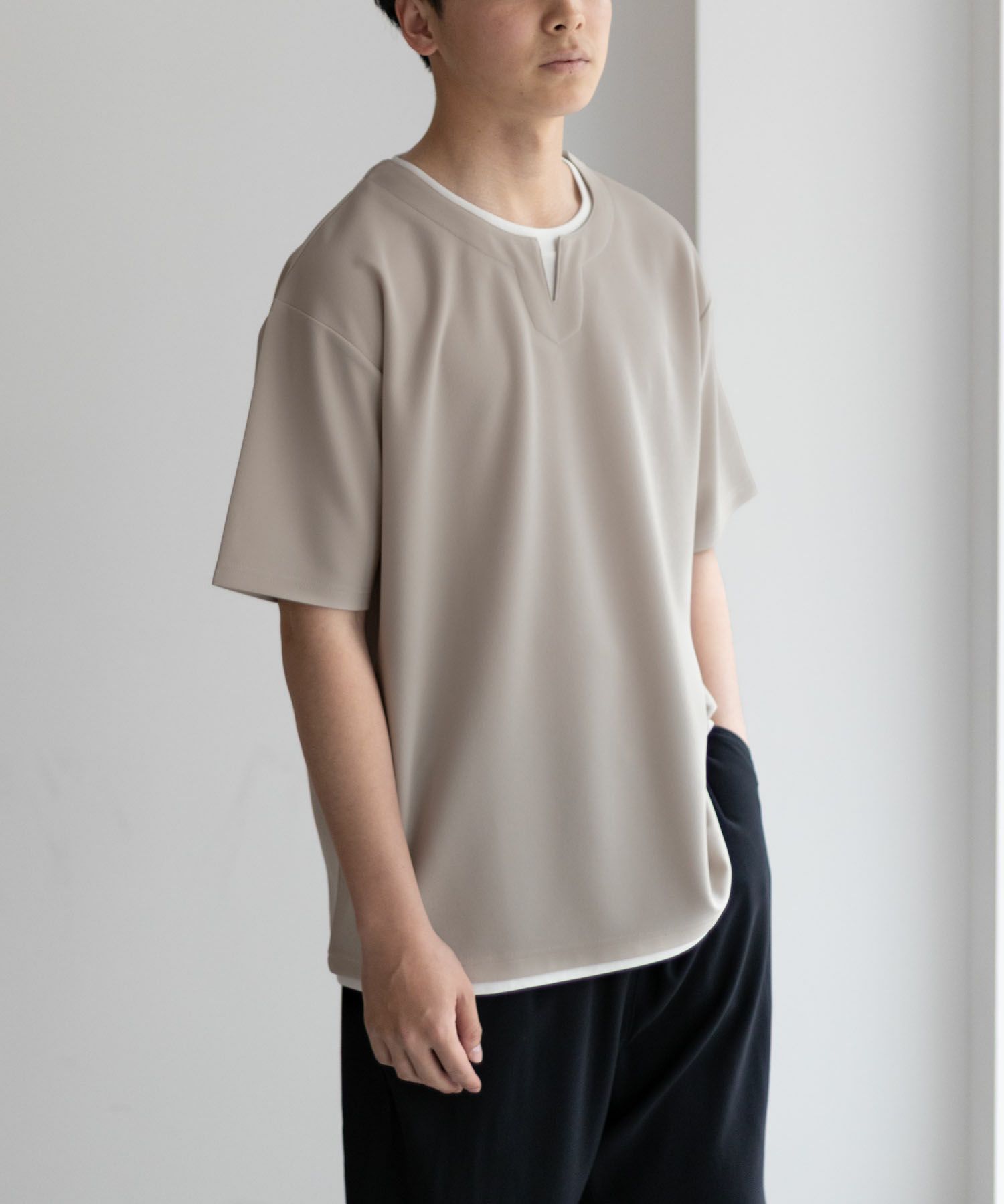 NAVY SARARI  接触冷感 キーネックフェイクレイヤードTシャツ メンズ メール便 対応商品商品画像-22