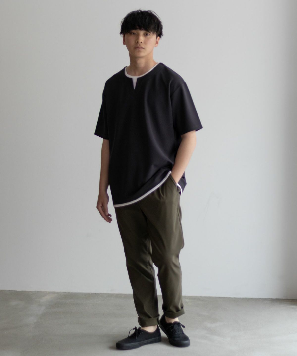 NAVY SARARI 接触冷感 キーネックフェイクレイヤードTシャツ メンズ ネコポス 対応商品