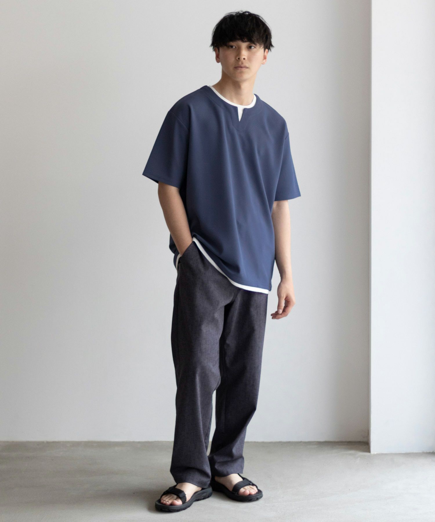 NAVY SARARI 接触冷感 キーネックフェイクレイヤードTシャツ メンズ ネコポス 対応商品