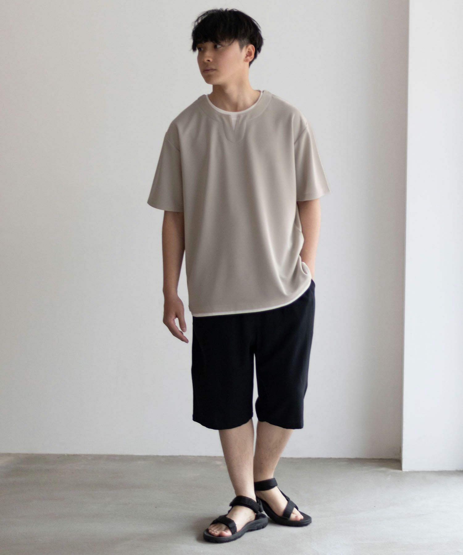 NAVY SARARI 接触冷感 キーネックフェイクレイヤードTシャツ メンズ ネコポス 対応商品