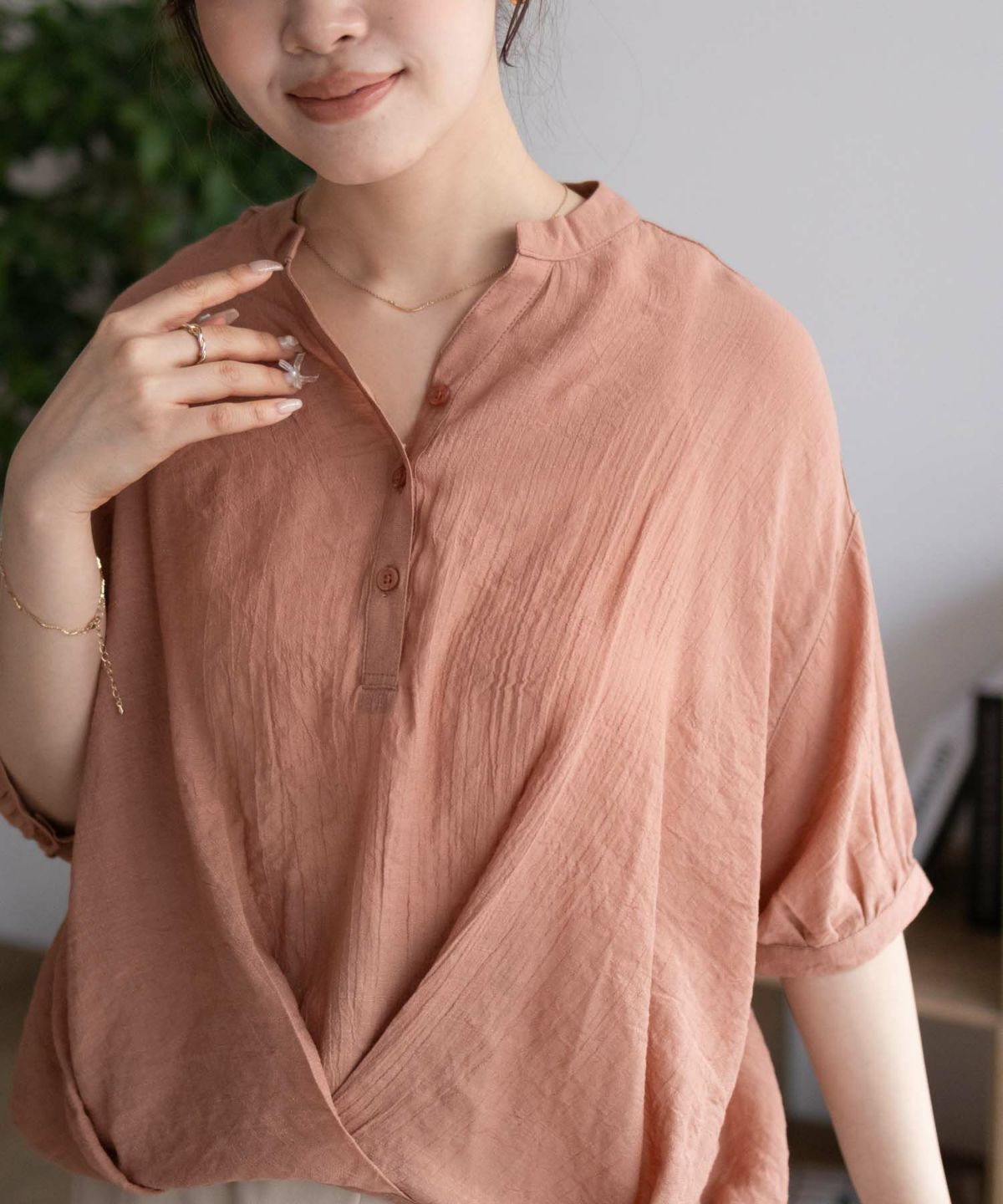 nAvy 裾タックスキッパーブラウス レディース