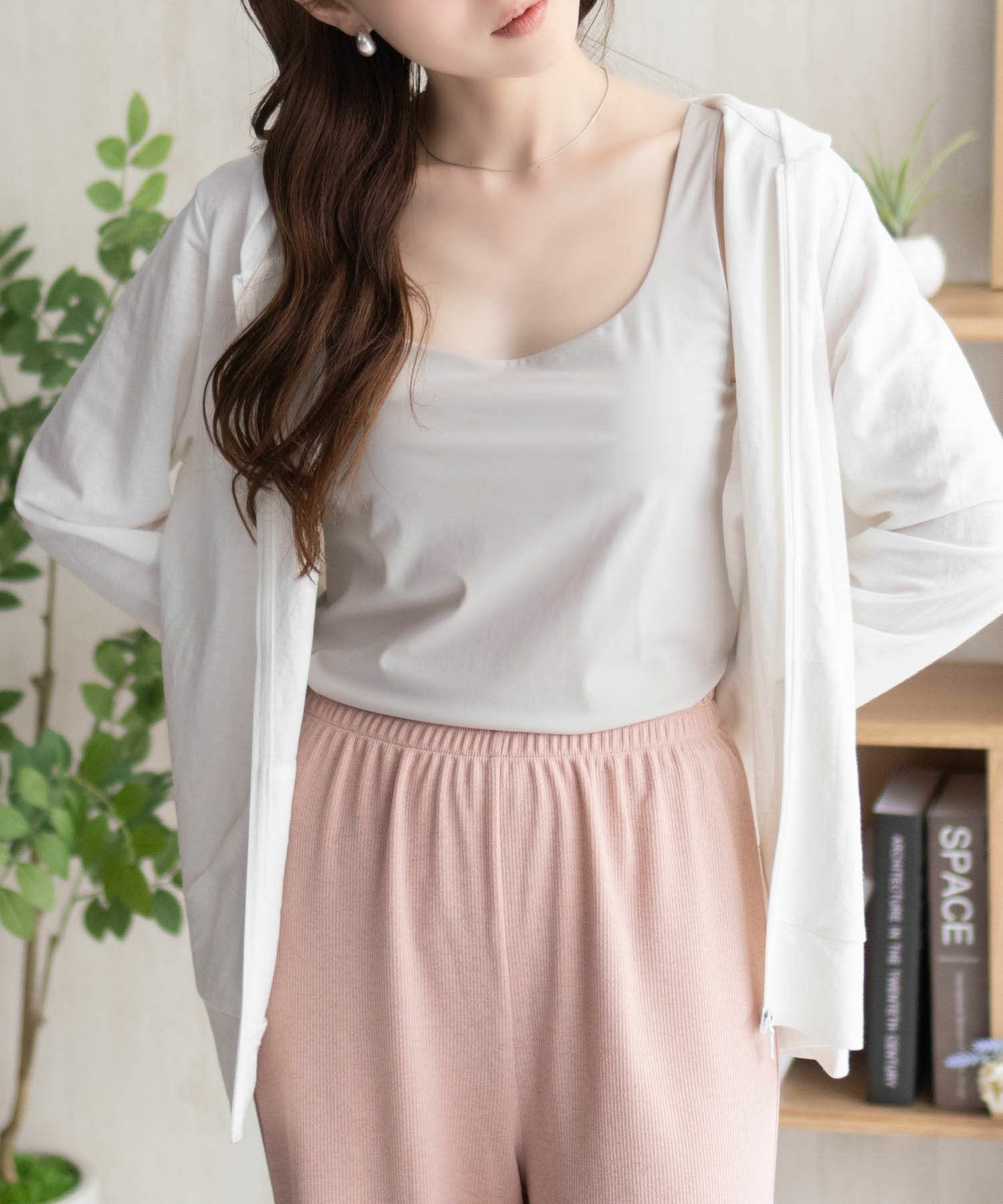 nAvy ハピ楽 カップ付きナイロンベア天スクエアタンクトップ レディース商品画像-19