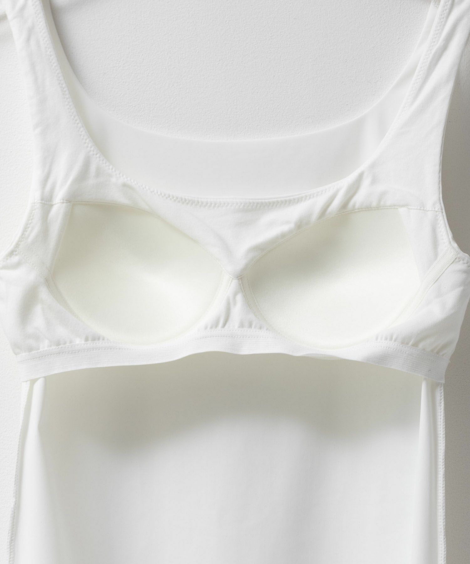 nAvy  ハピ楽 カップ付きナイロンベア天スクエアタンクトップ レディース商品画像-33