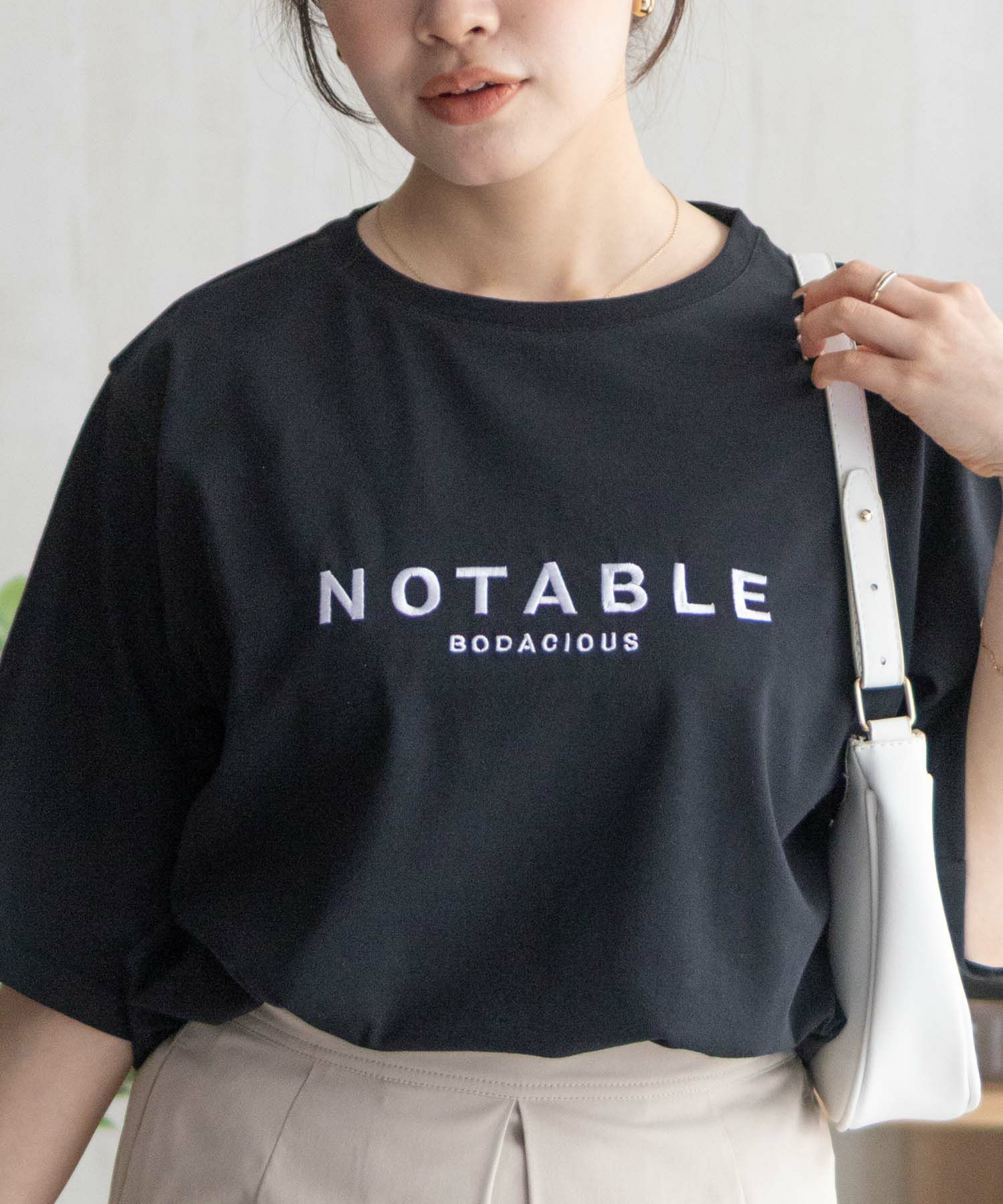 nAvy ロゴ刺繍Tシャツ レディース メール便 対応商品商品サムネイル-5