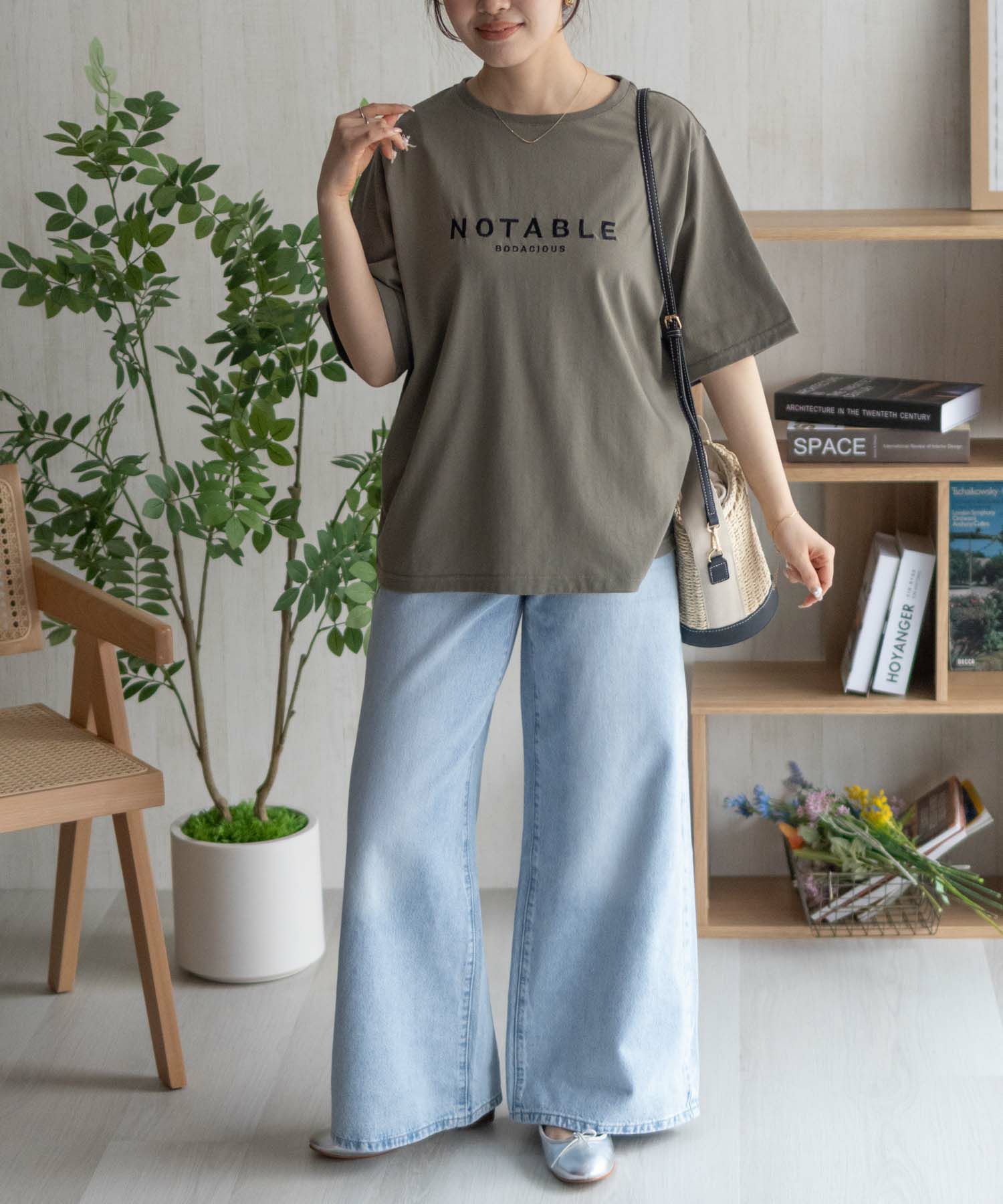 nAvy ロゴ刺繍Tシャツ レディース メール便 対応商品商品サムネイル-13
