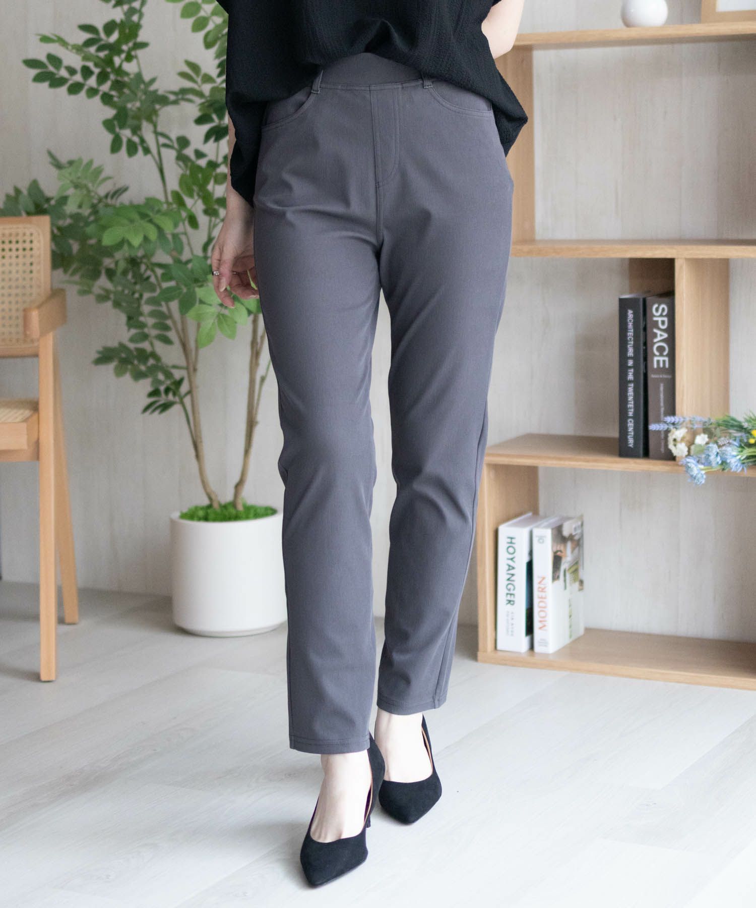 nAvy SARARI  ひんやりフローズンストレートパンツ レディース商品サムネイル-11
