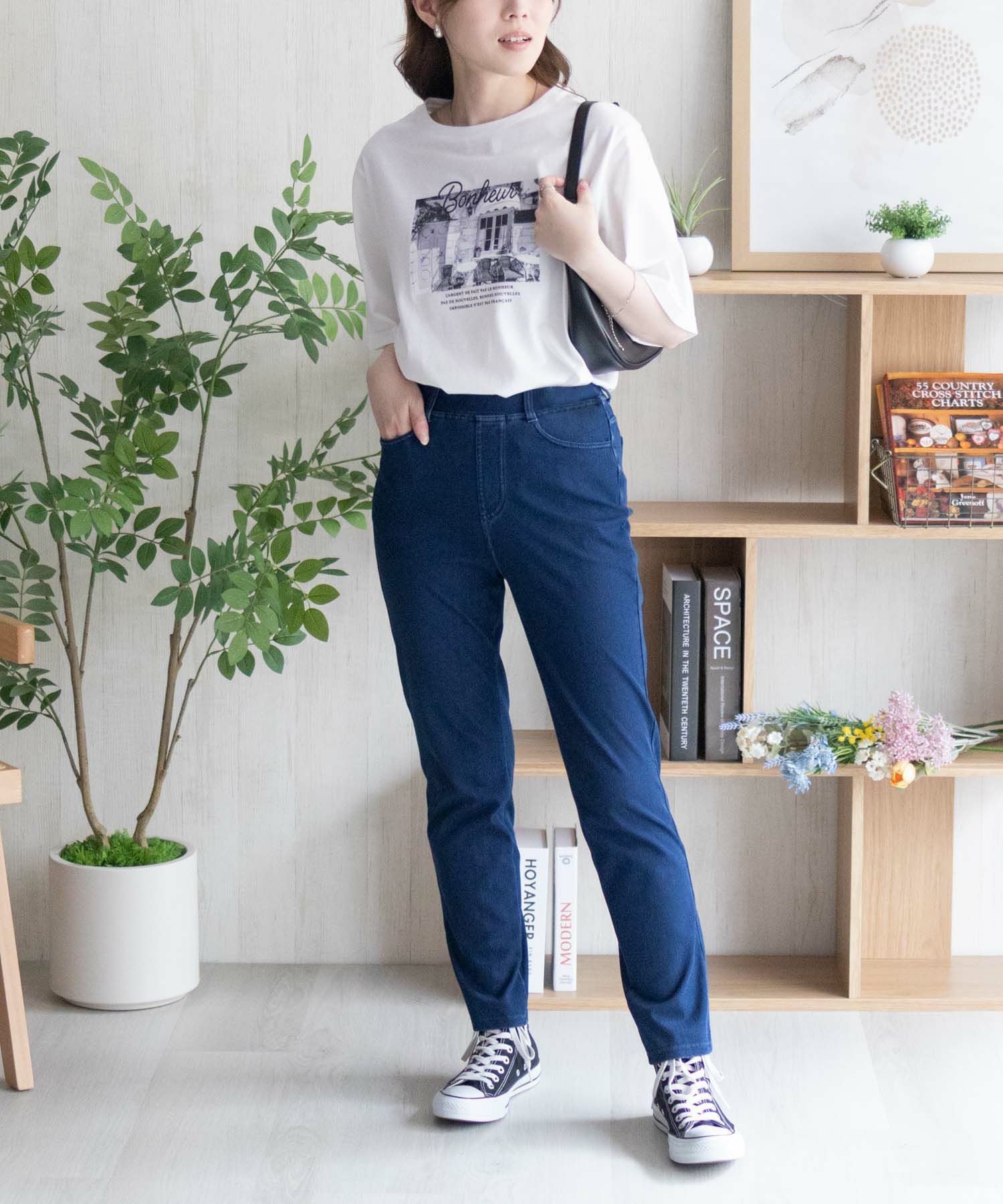 nAvy SARARI ひんやりフローズンストレートパンツ レディース