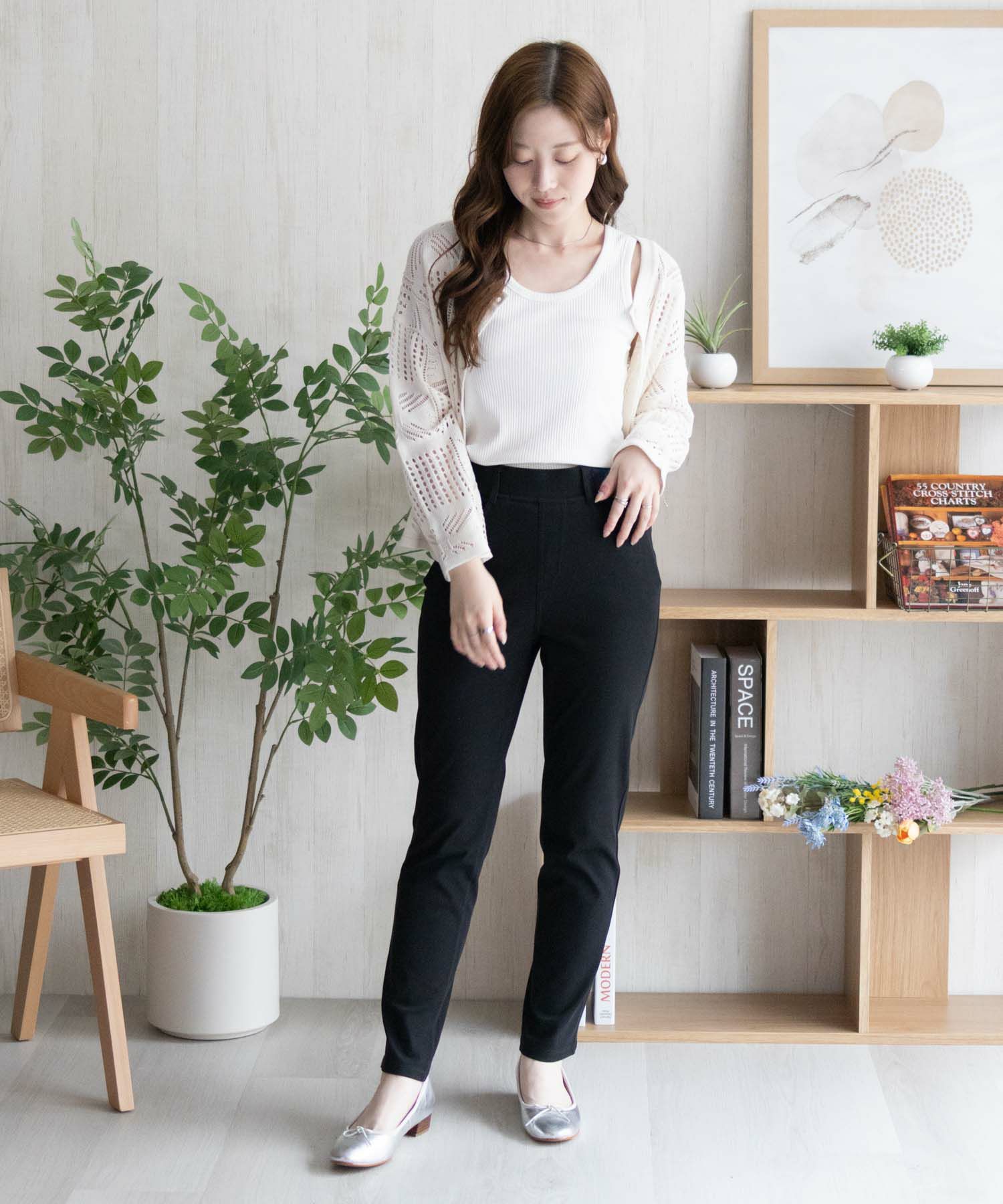 nAvy SARARI  ひんやりフローズンストレートパンツ レディース商品サムネイル-35