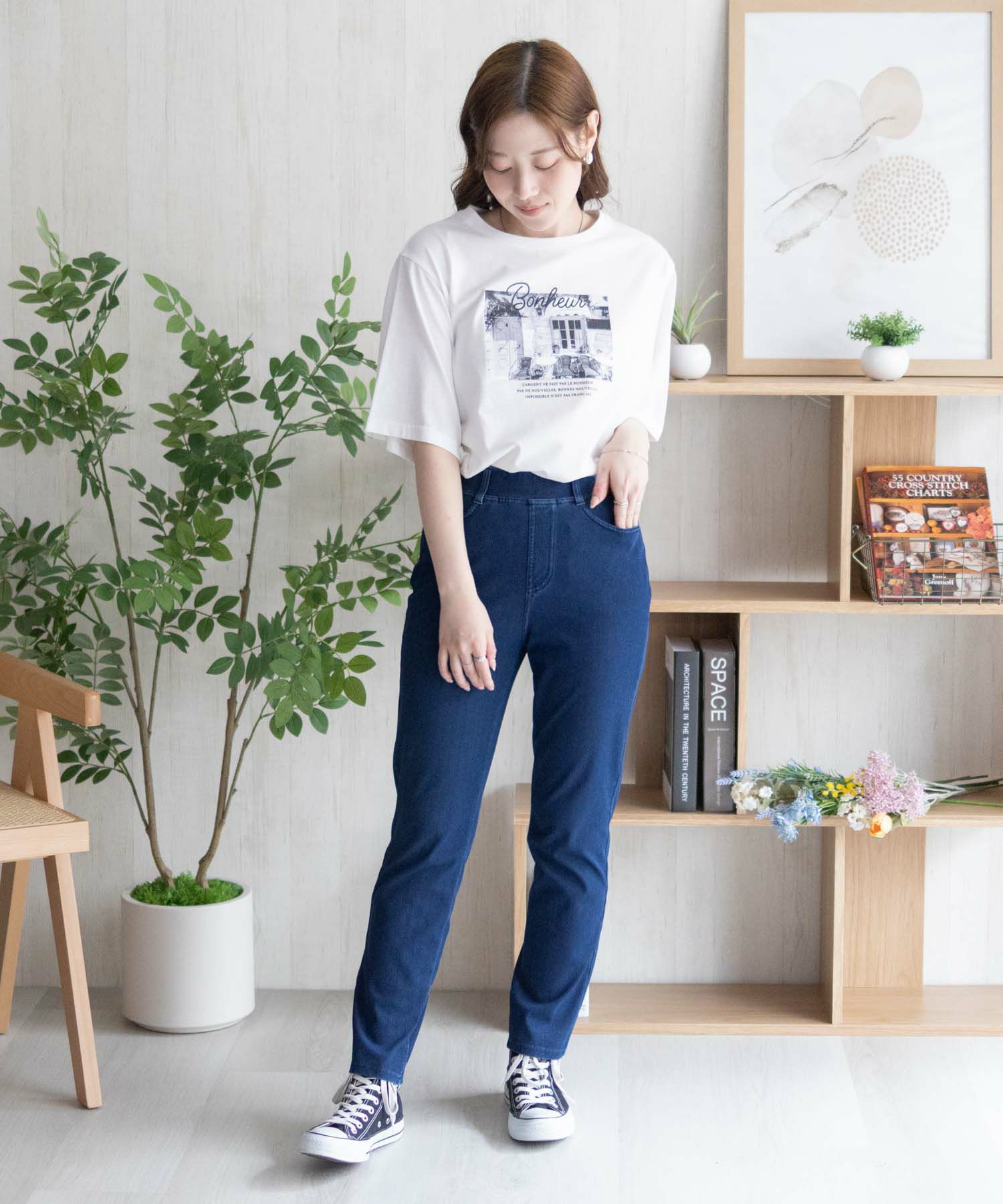 nAvy SARARI ひんやりフローズンストレートパンツ レディース