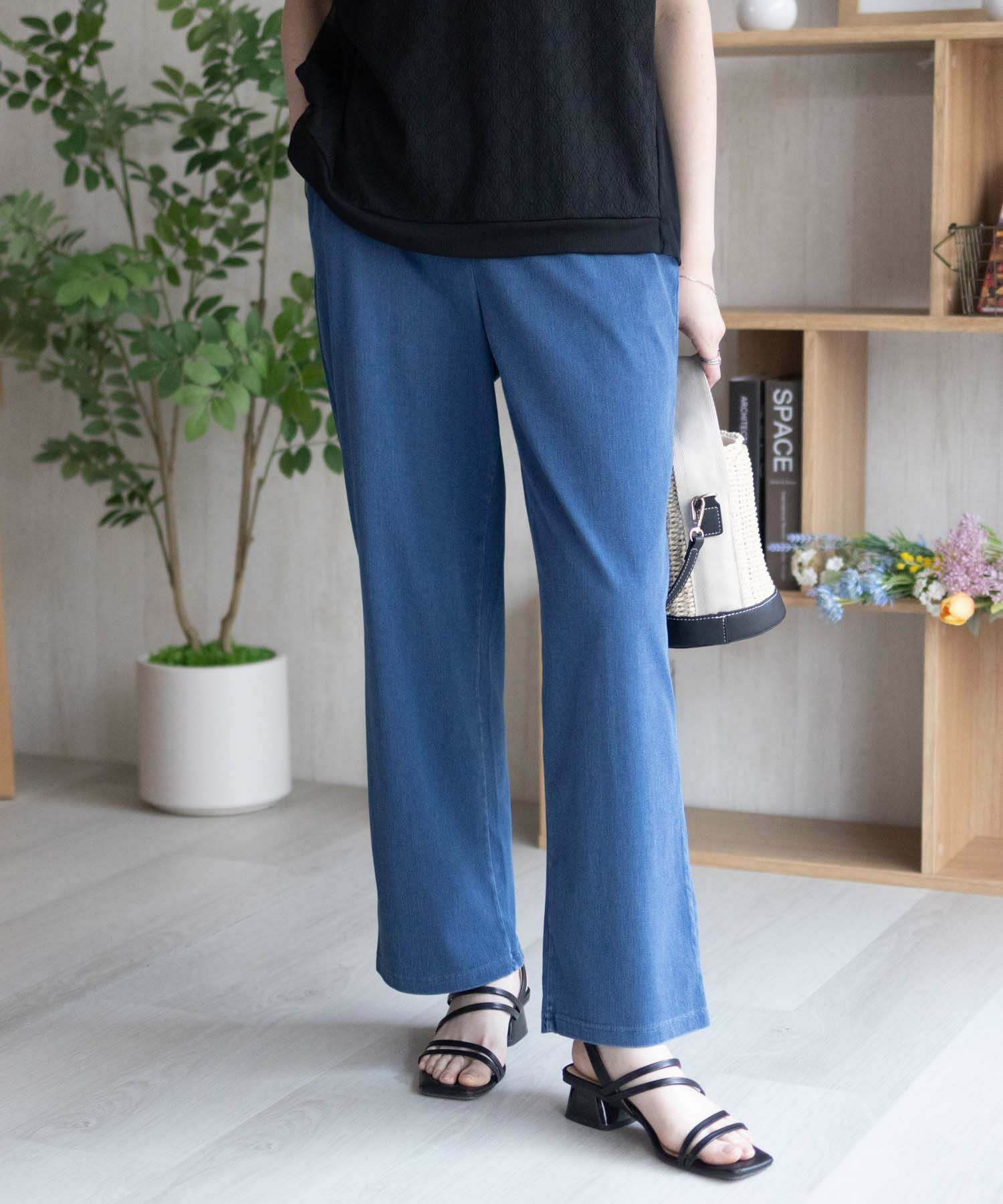 nAvy SARARI ひんやりフローズンセミワイドパンツ レディース