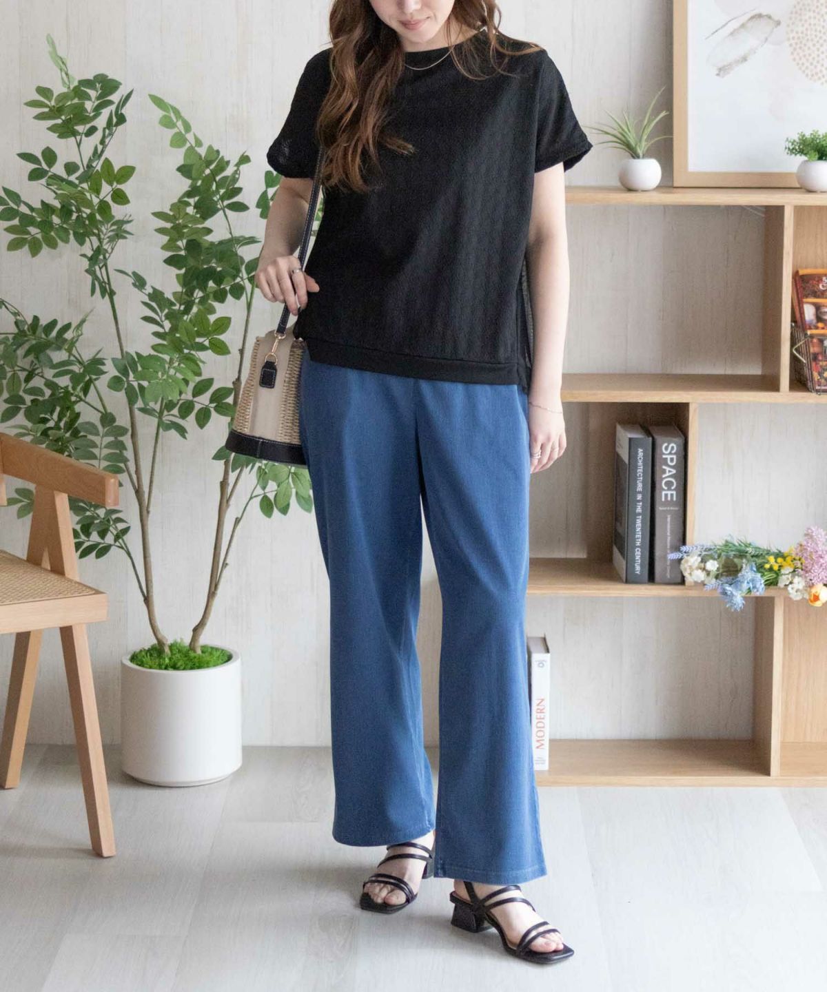 nAvy SARARI ひんやりフローズンセミワイドパンツ レディース