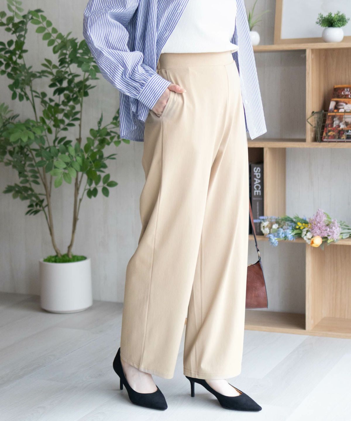 nAvy SARARI ひんやりフローズンセミワイドパンツ レディース