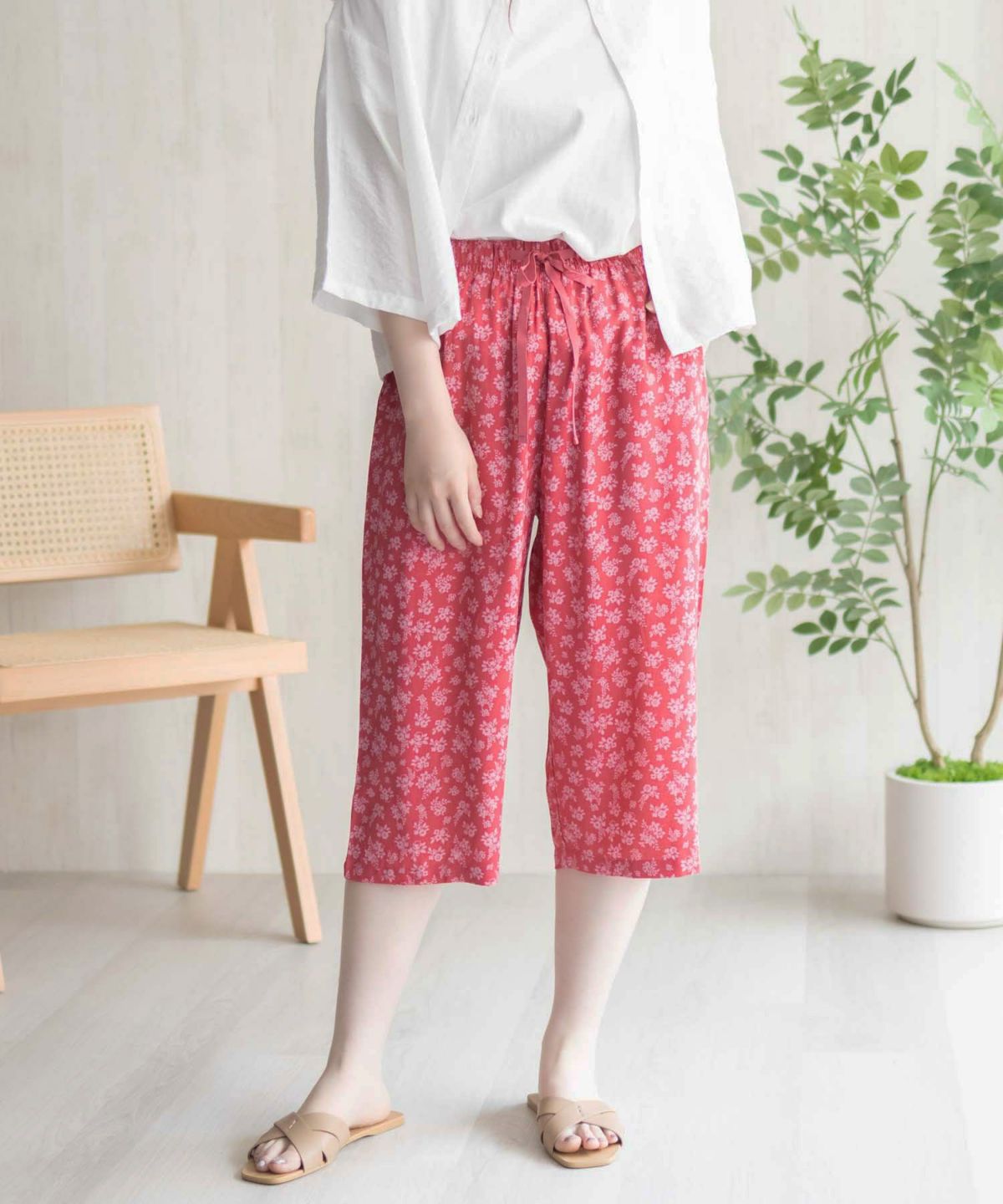 nAvy SARARI レーヨンステテコ フラワー柄 レディース