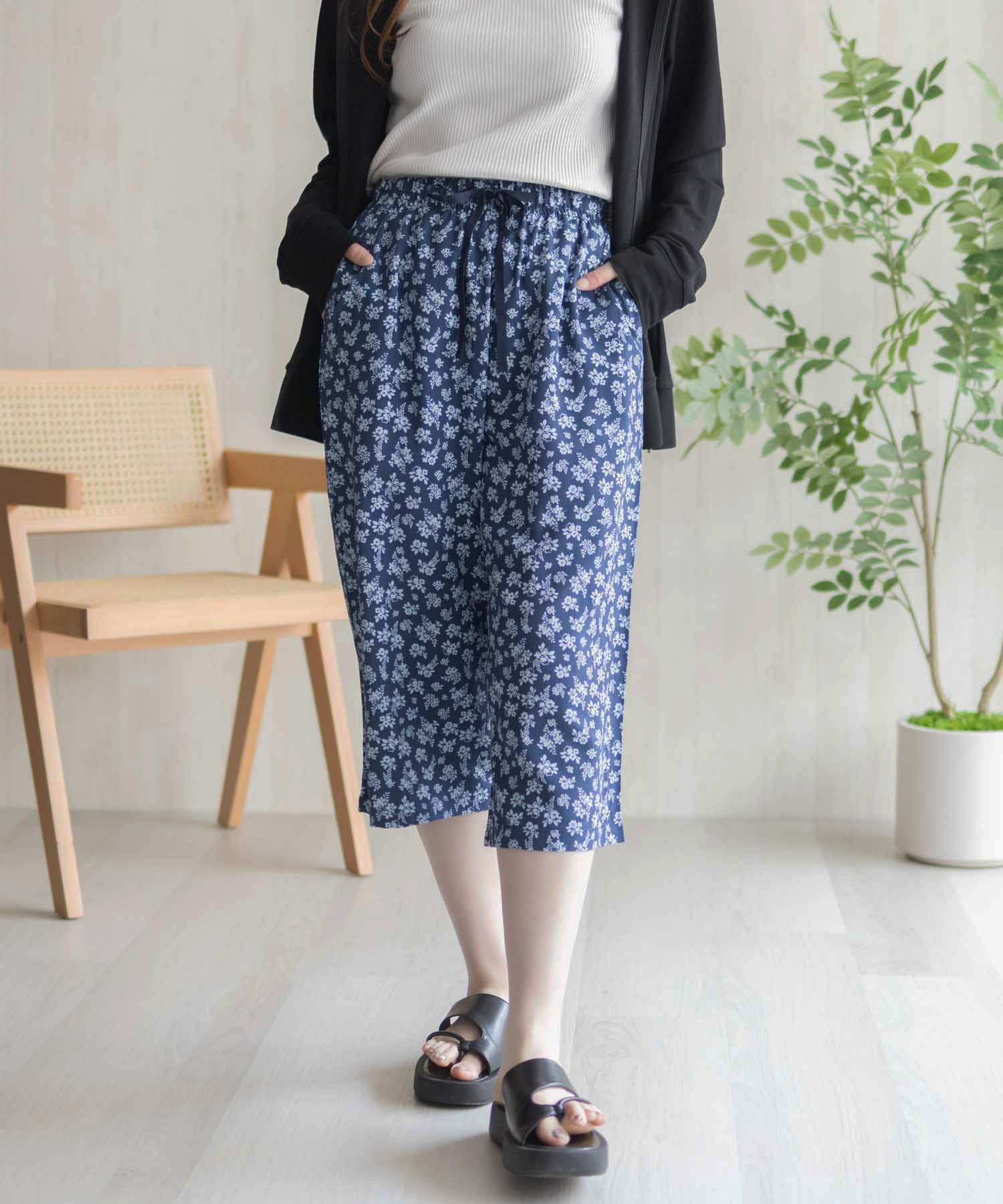 nAvy SARARI レーヨンステテコ フラワー柄 レディース