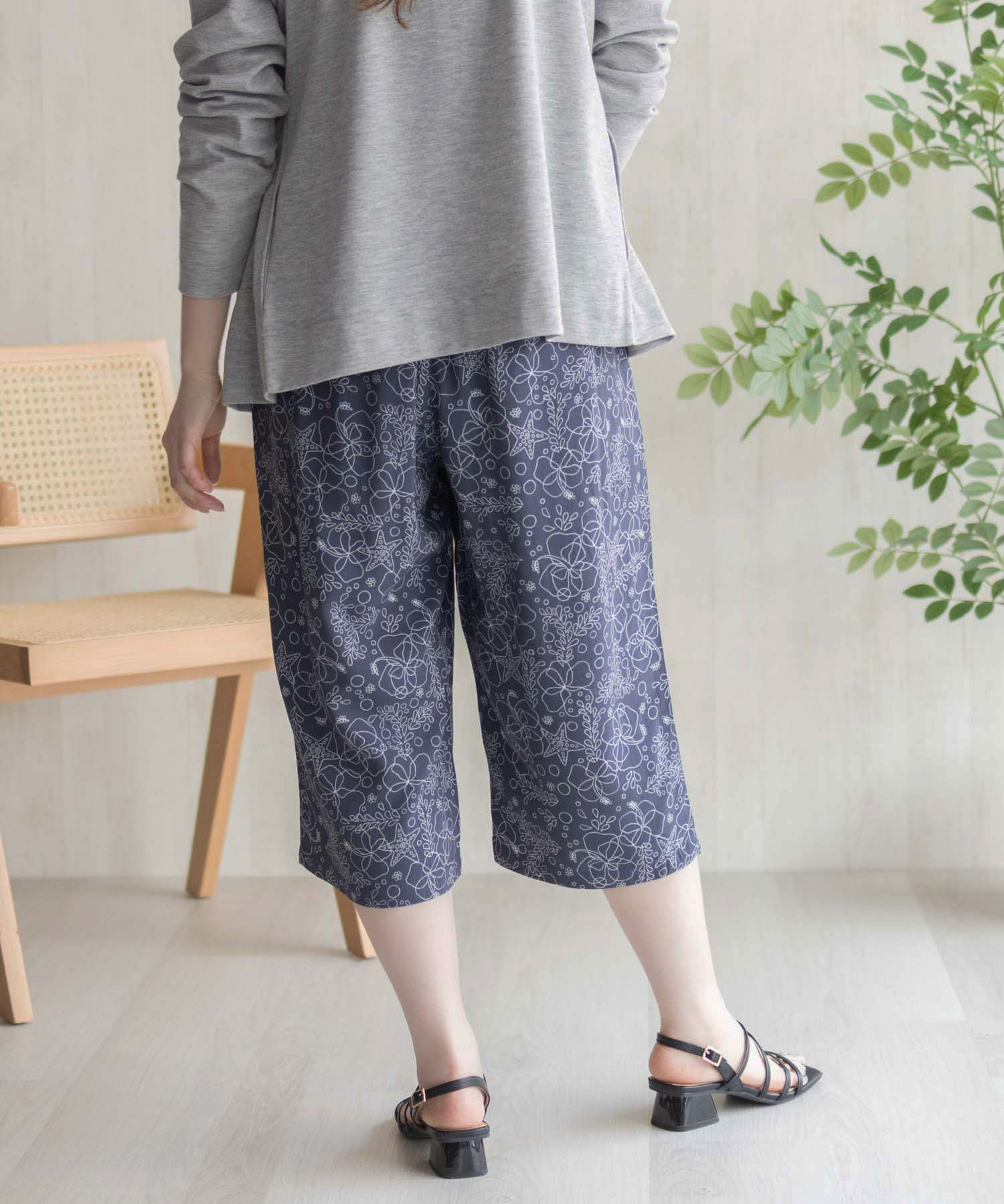 nAvy SARARI  レーヨンステテコ フラワー柄 レディース商品画像-9