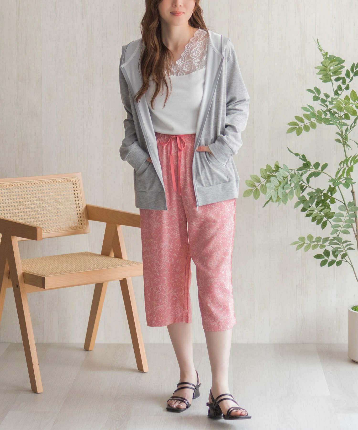 nAvy SARARI  レーヨンステテコ フラワー柄 レディース商品サムネイル-14