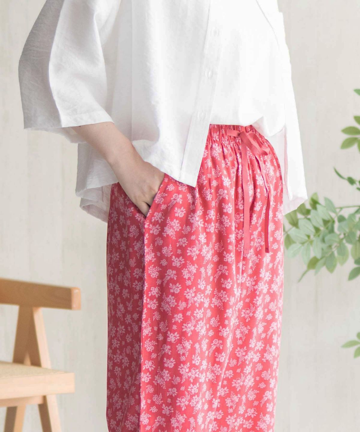 nAvy SARARI レーヨンステテコ フラワー柄 レディース