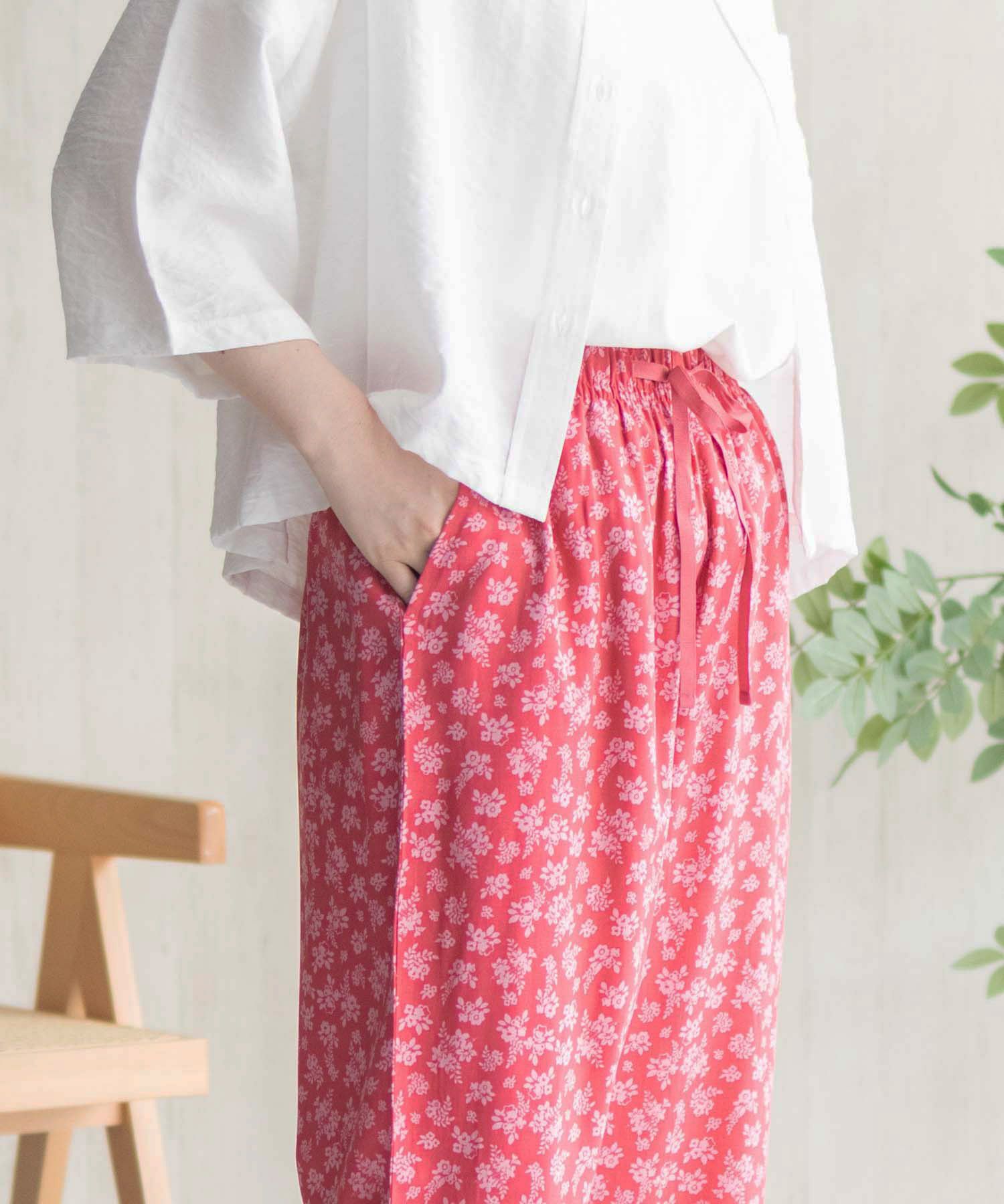 nAvy SARARI レーヨンステテコ フラワー柄 レディース