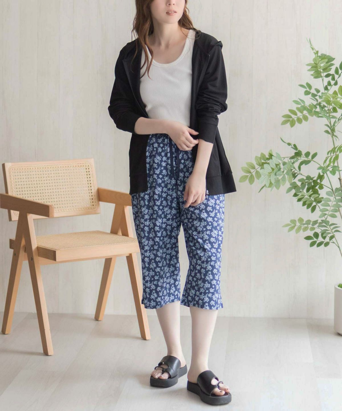 nAvy SARARI レーヨンステテコ フラワー柄 レディース