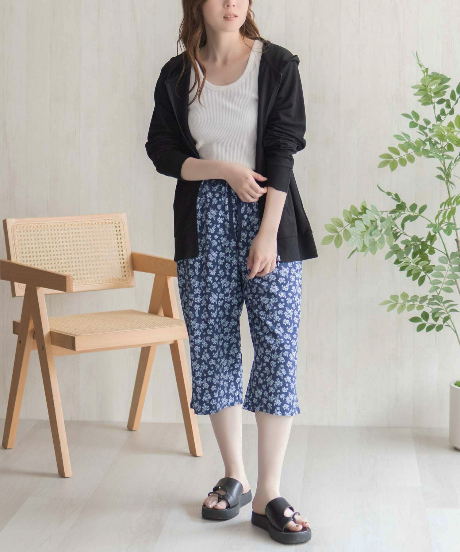nAvy SARARI レーヨンステテコ フラワー柄 レディース