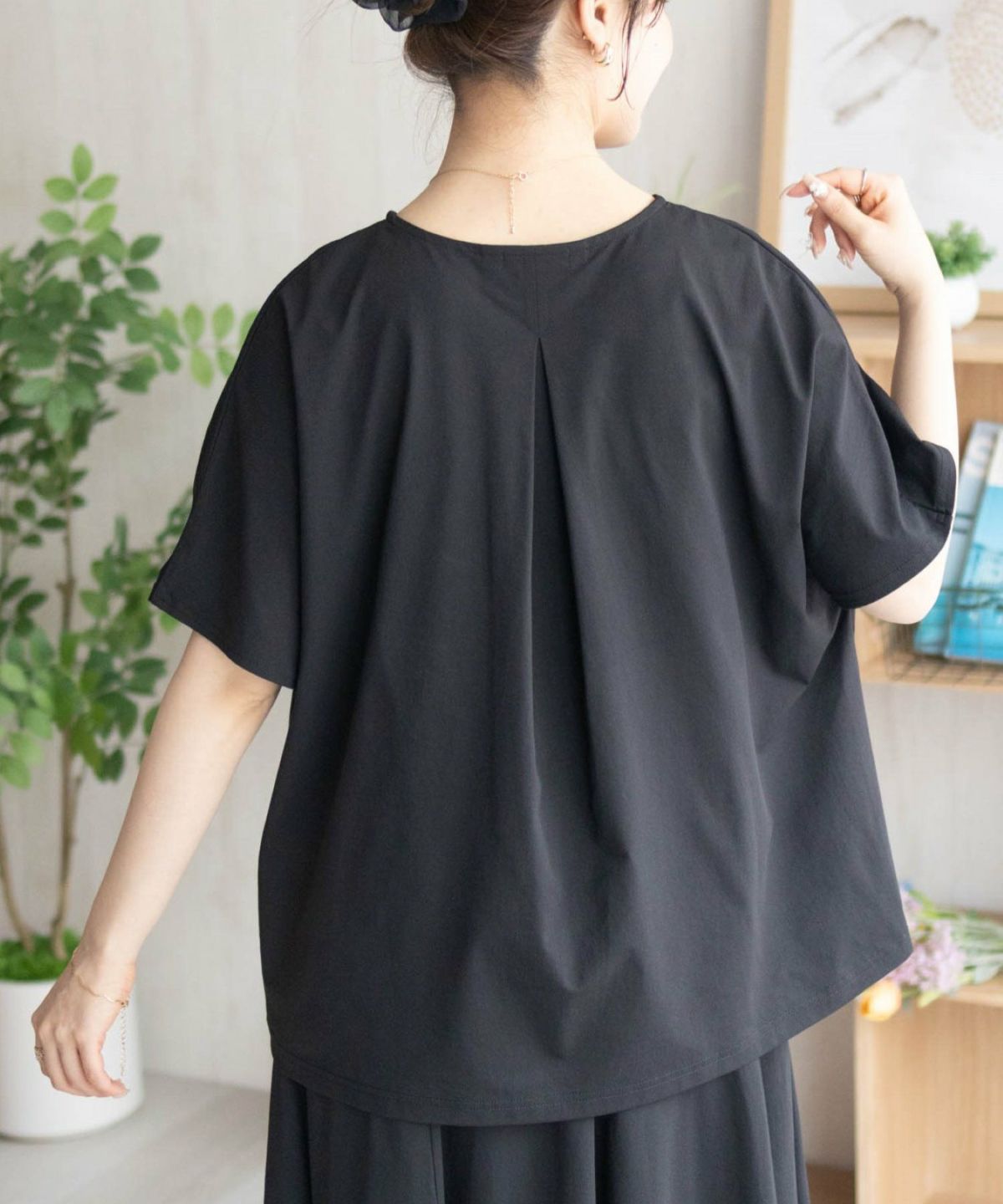 Howdy Marie バックタックプルオーバー レディース