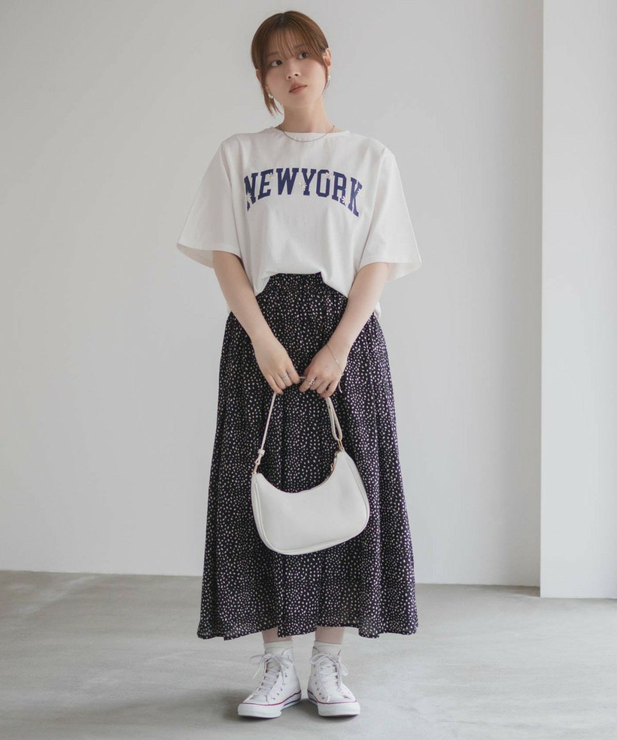 フラワー刺繍カレッジTシャツ レディース ネコポス 対応商品