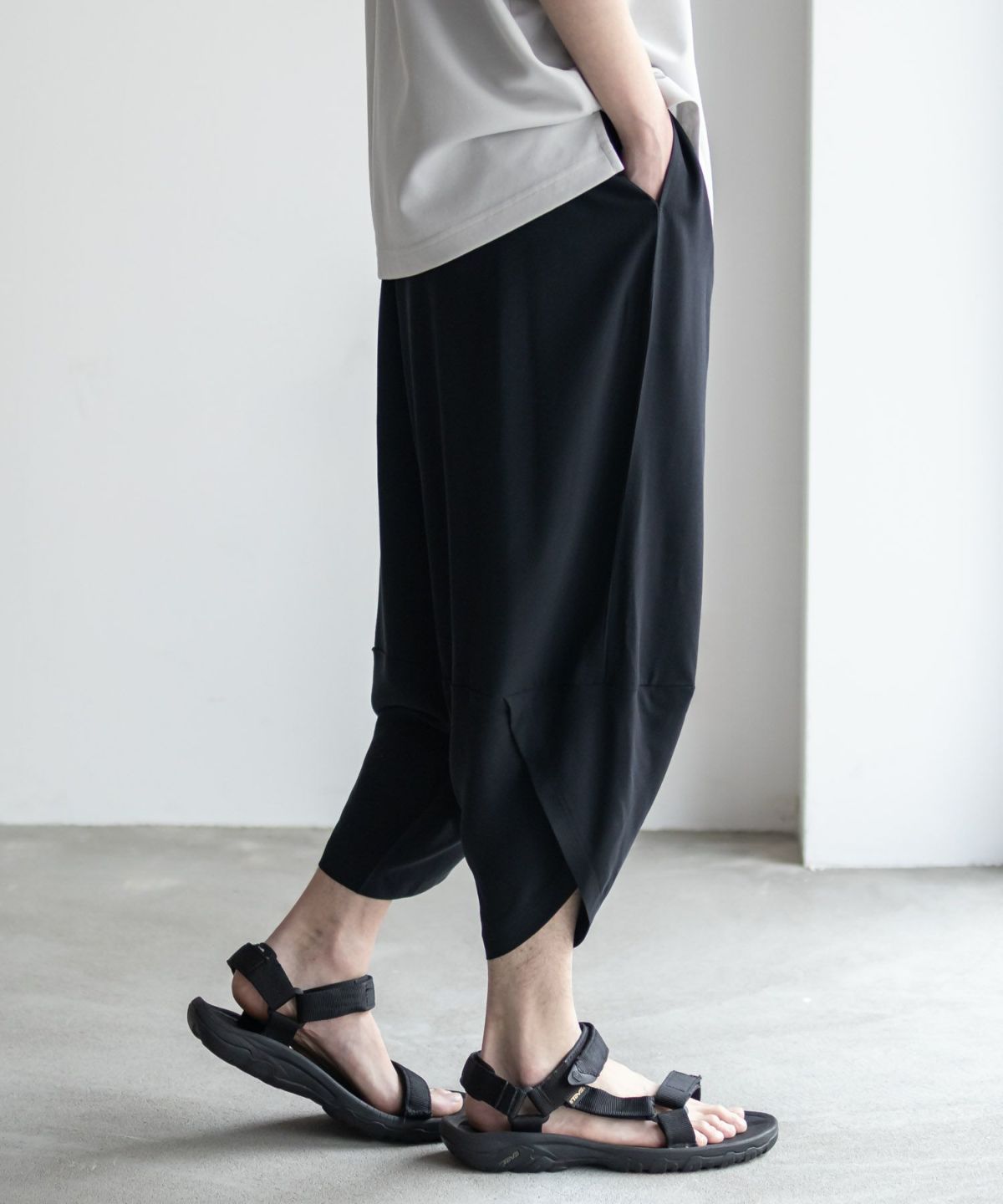 NAVY SARARI レーヨンバルーンパンツ メンズ