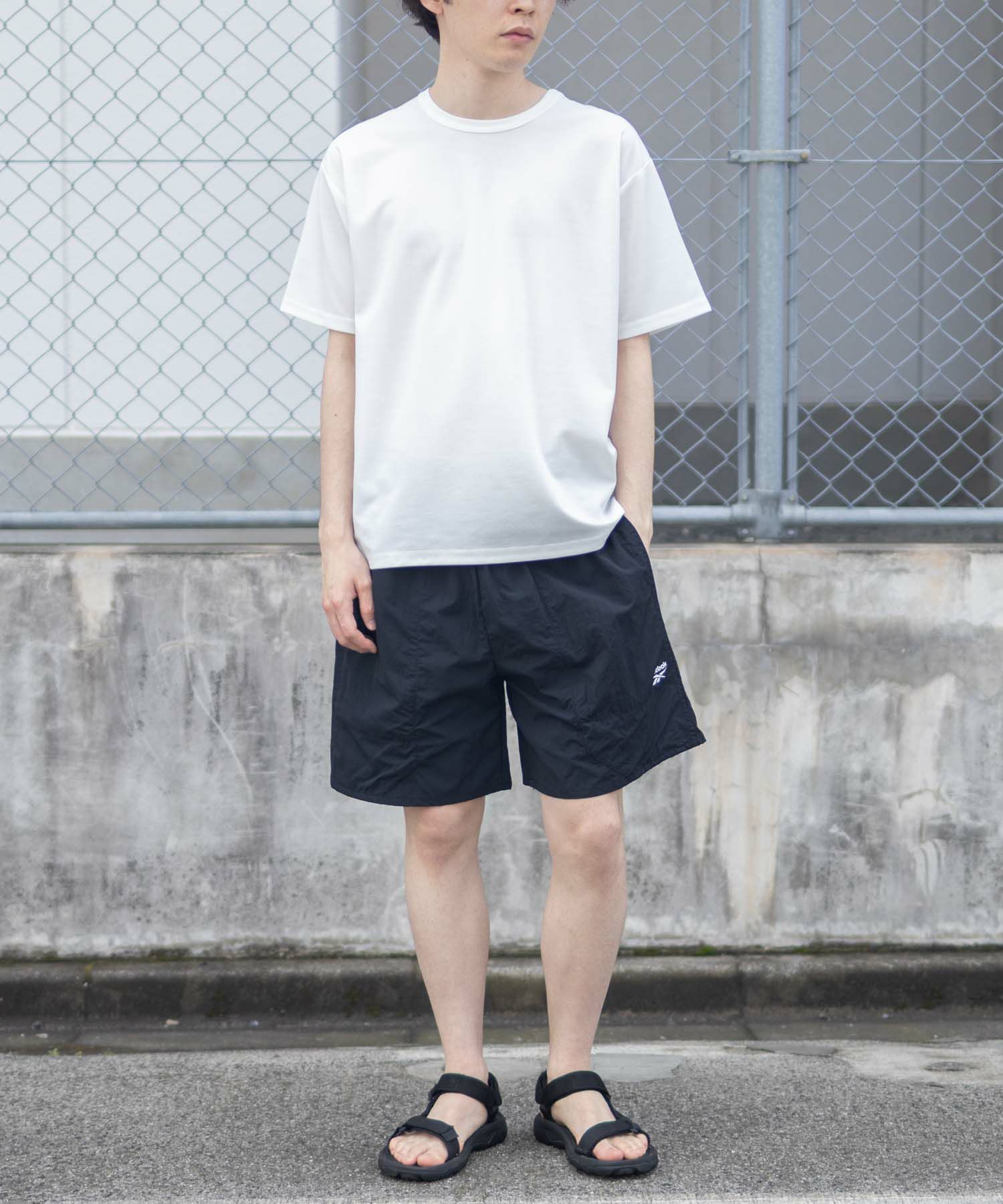 Reebok ナイロンショートパンツ メンズ