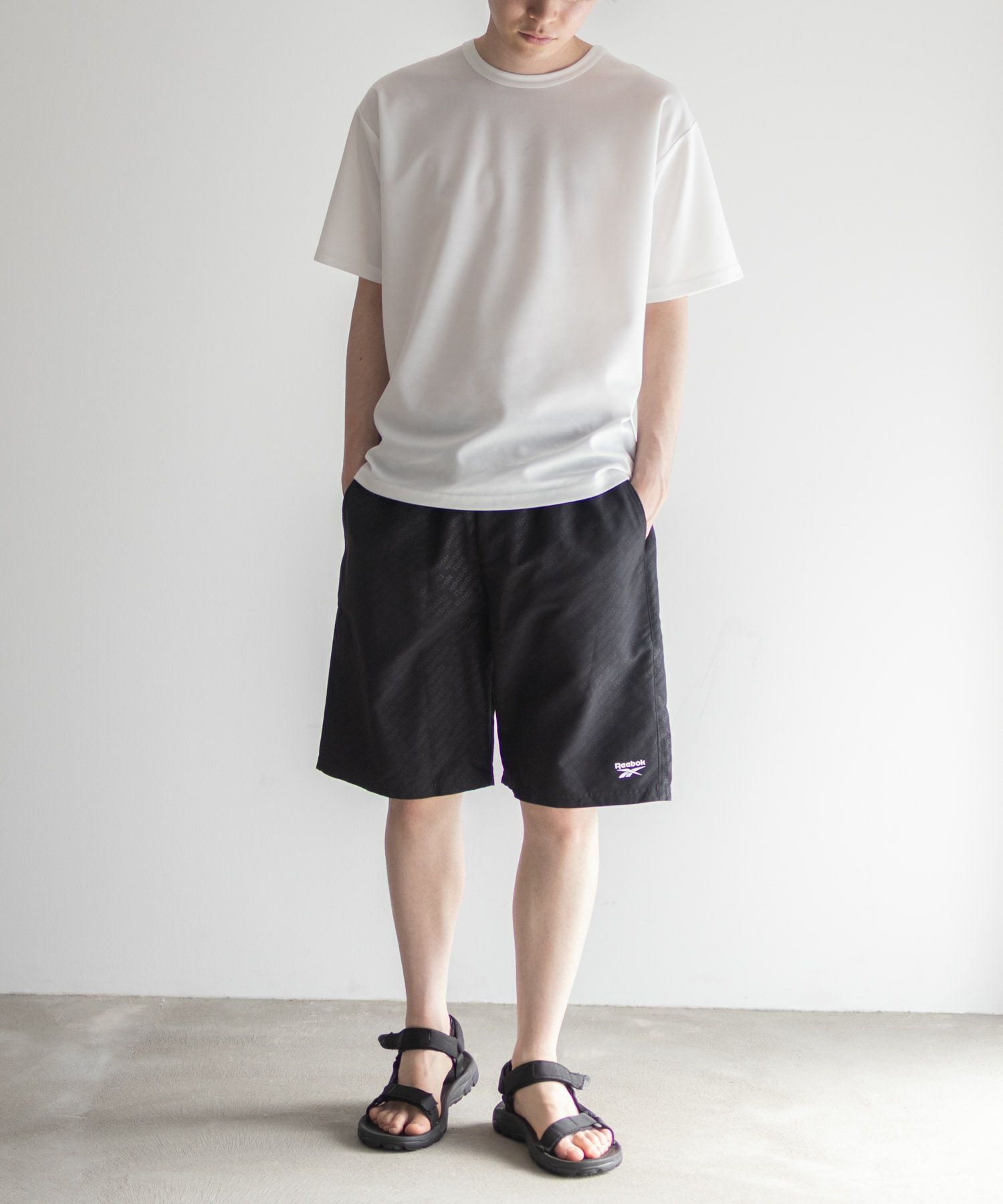 Reebok エンボスサーフショートパンツ メンズ