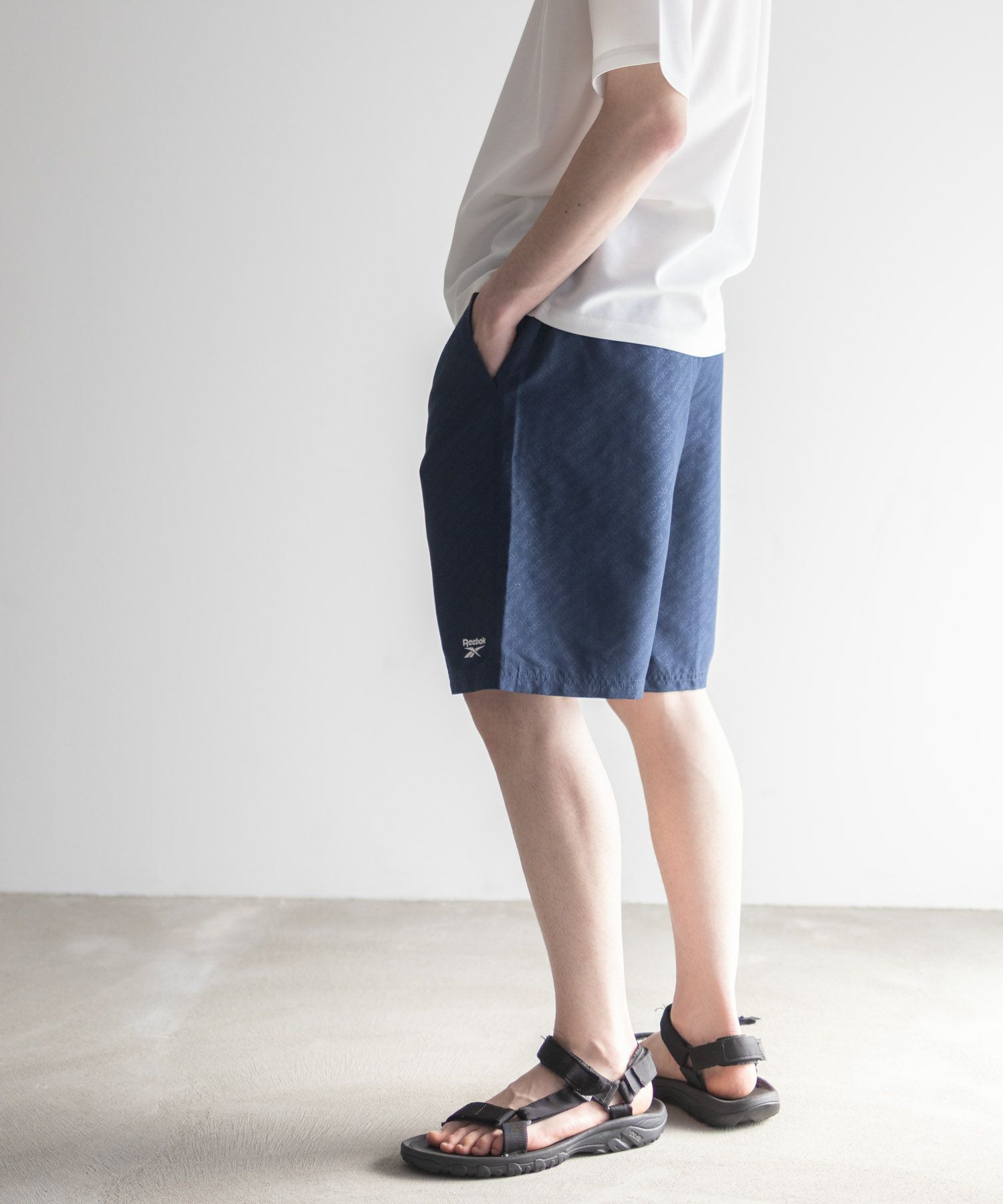 Reebok エンボスサーフショートパンツ メンズ