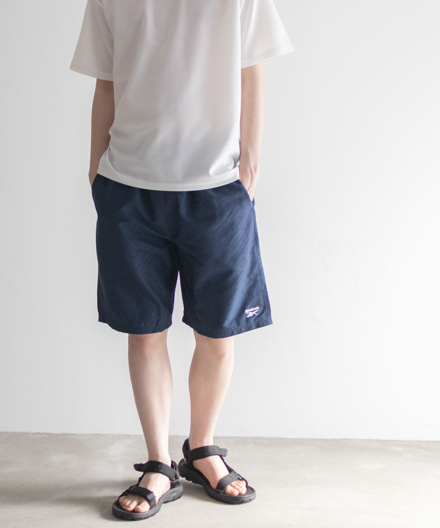 Reebok エンボスサーフショートパンツ メンズ